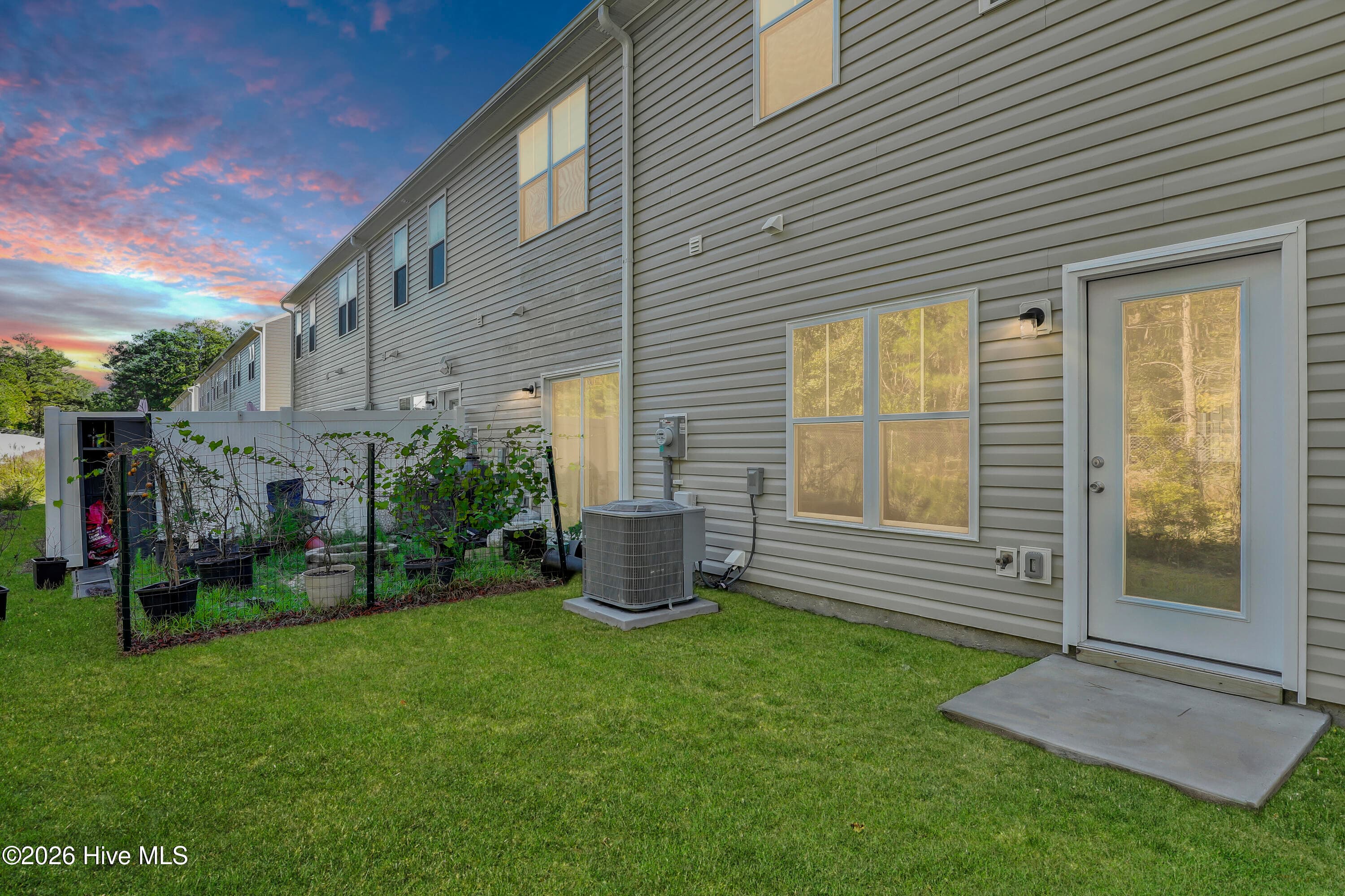 Townhouse at 188 Buckhorn Avenue, Holly Ridge, NC 28445, photo 25 of 26