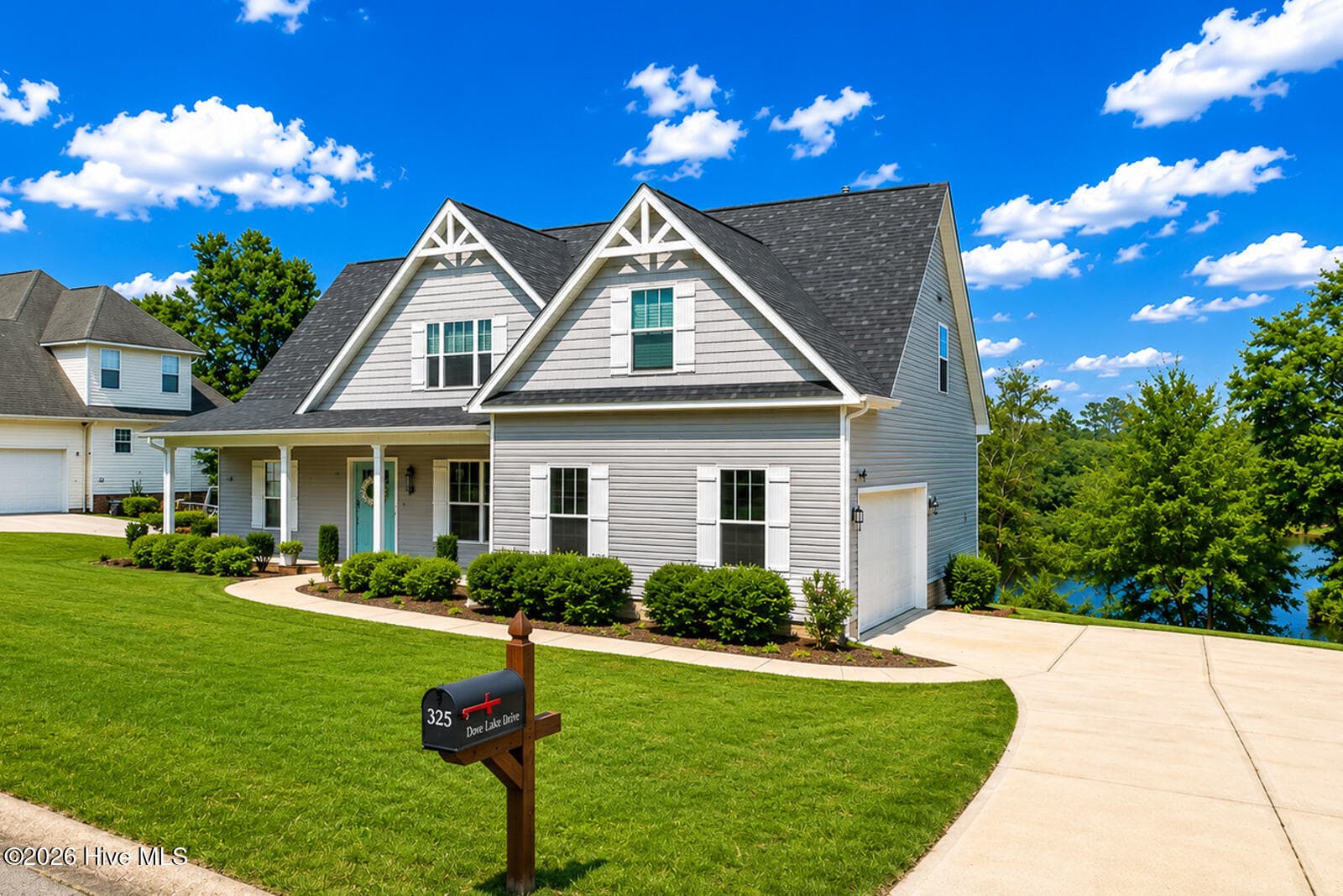 Single Family Residence at 325 Dove Lake Drive, North Augusta, SC 29841, photo 5 of 68
