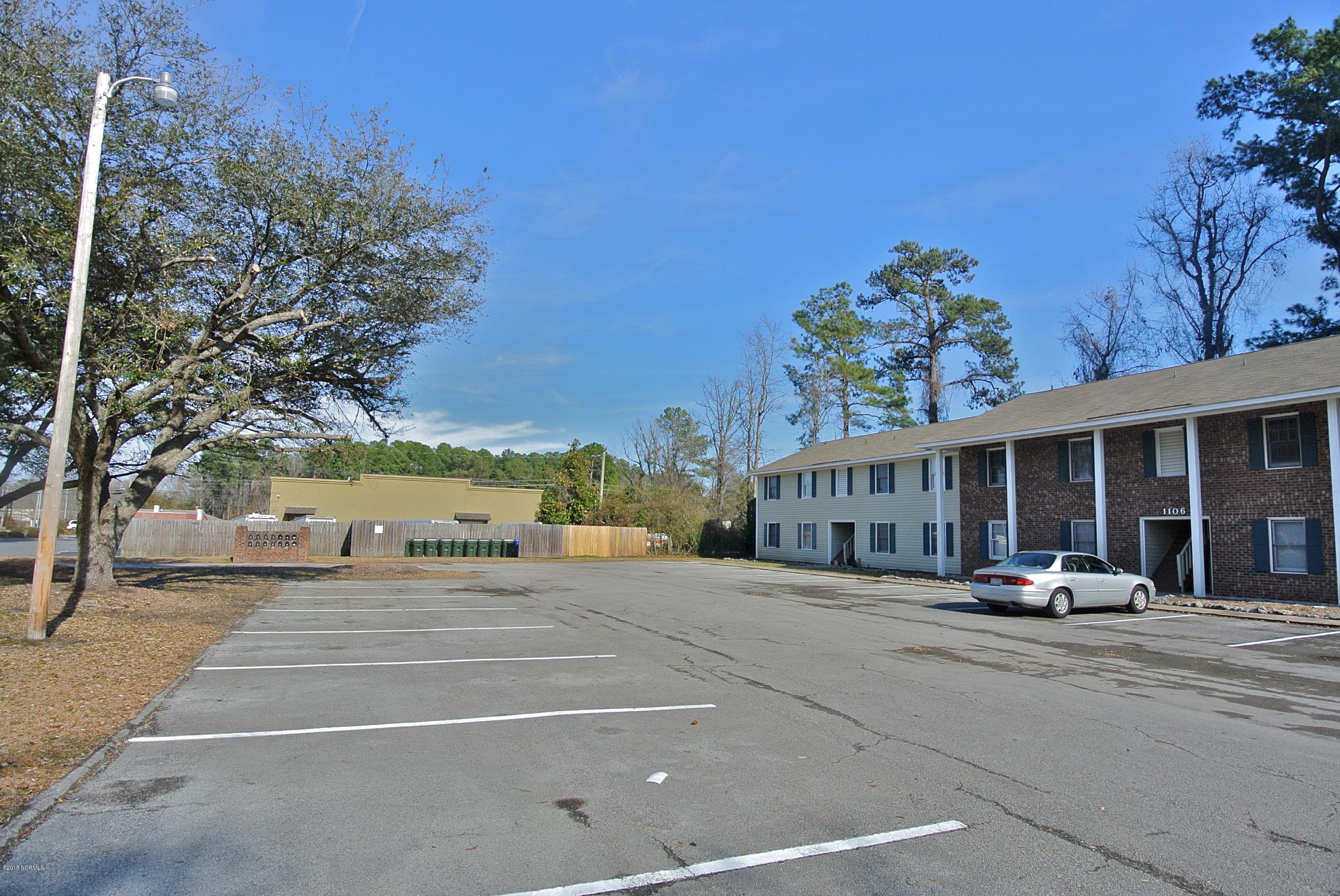 Parking Lot - 1106 Karen Drive C, New Bern, NC 28562