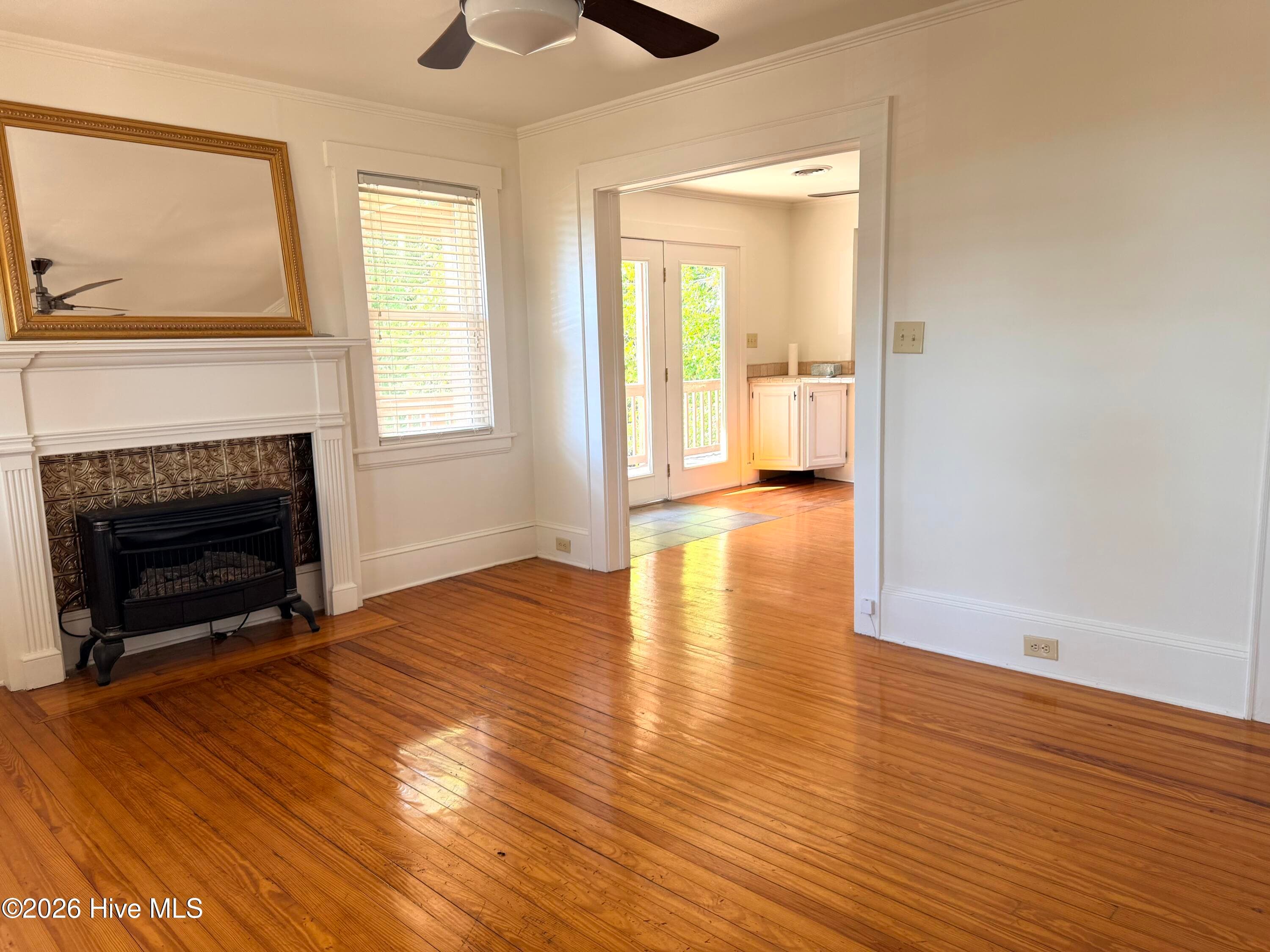 main living area upstairs - 2704 Waccamaw Shores Road, Lake Waccamaw, NC 28450