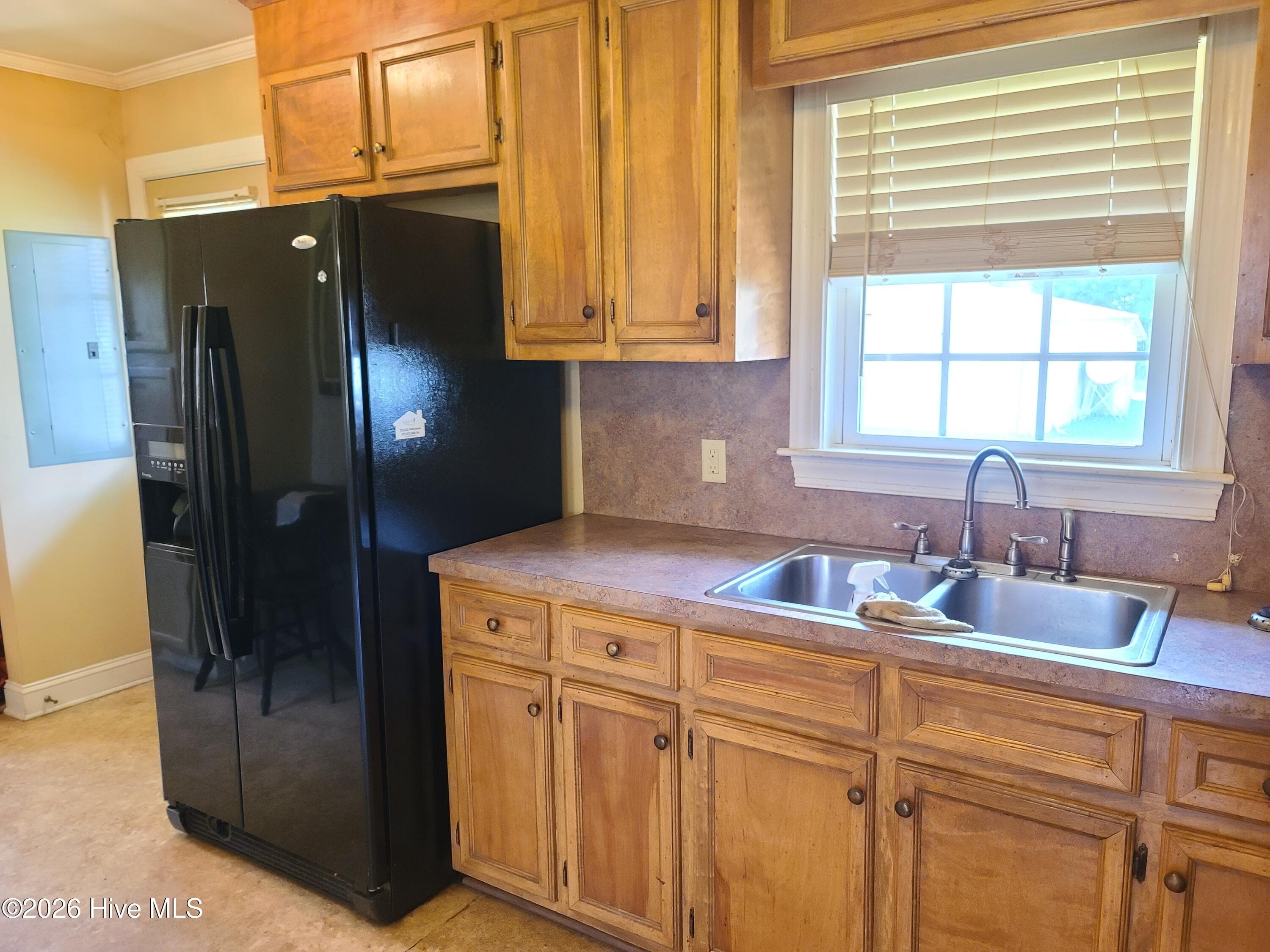 Kitchen - 569 Central Avenue, Kinston, NC 28504