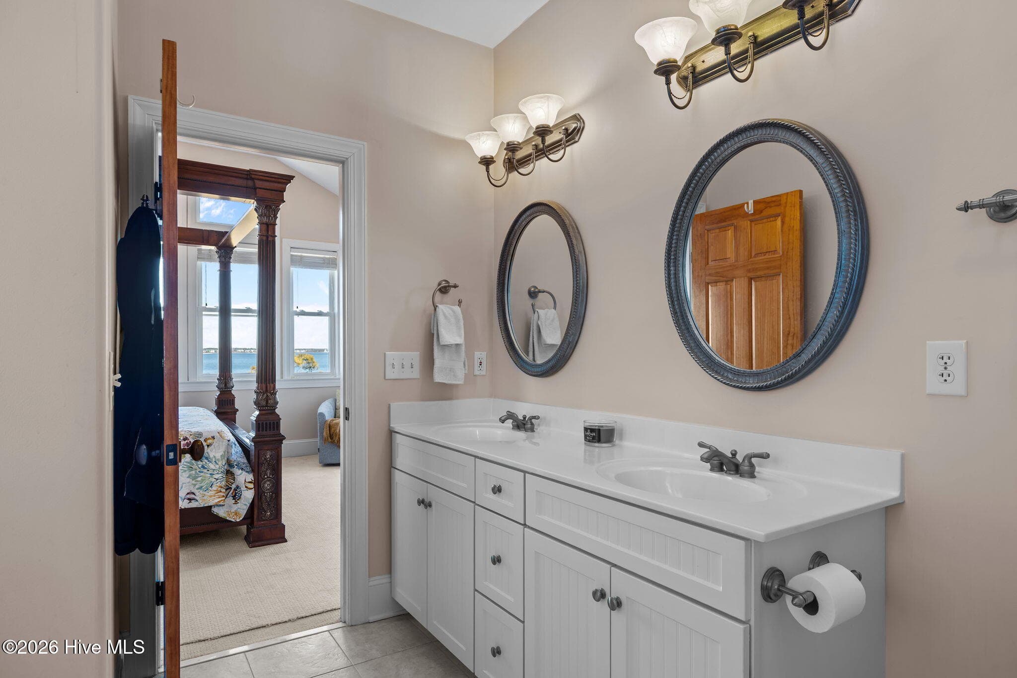 Principle Bath - 4204 Emerald Drive, Emerald Isle, NC 28594