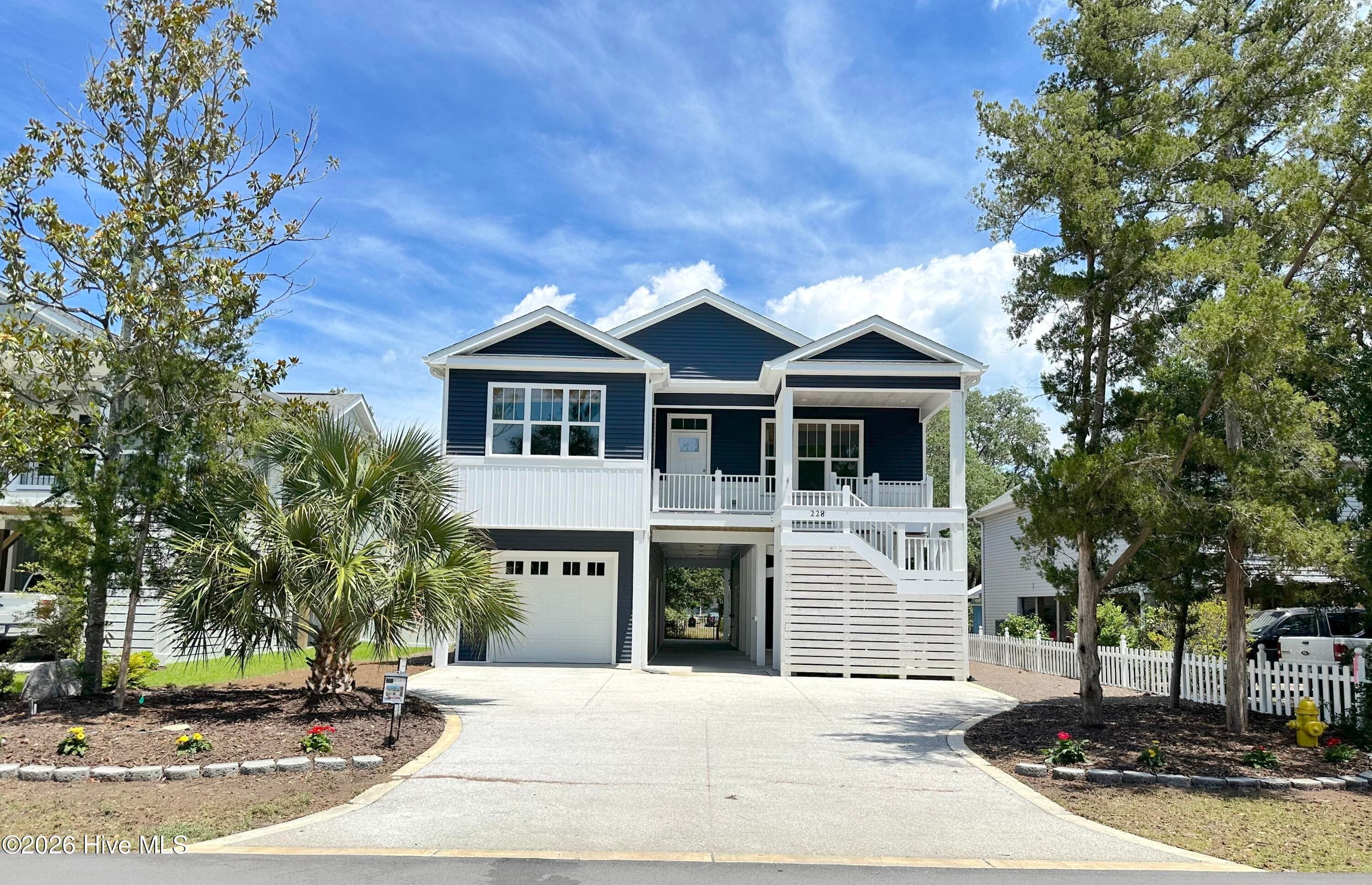 228 NE 38th Street, Oak Island, NC 28465