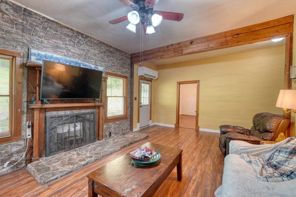 Residential at 3610 Highway 294, Murphy, NC 28906, photo 9 of 30