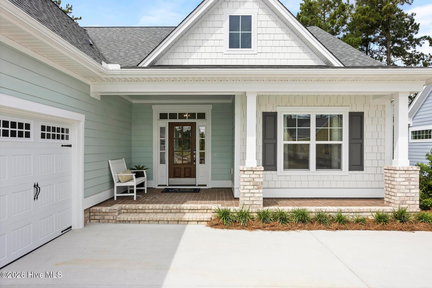 Single Family Residence at 9165 Crossbill Drive, Leland, NC 28451, photo 5 of 74