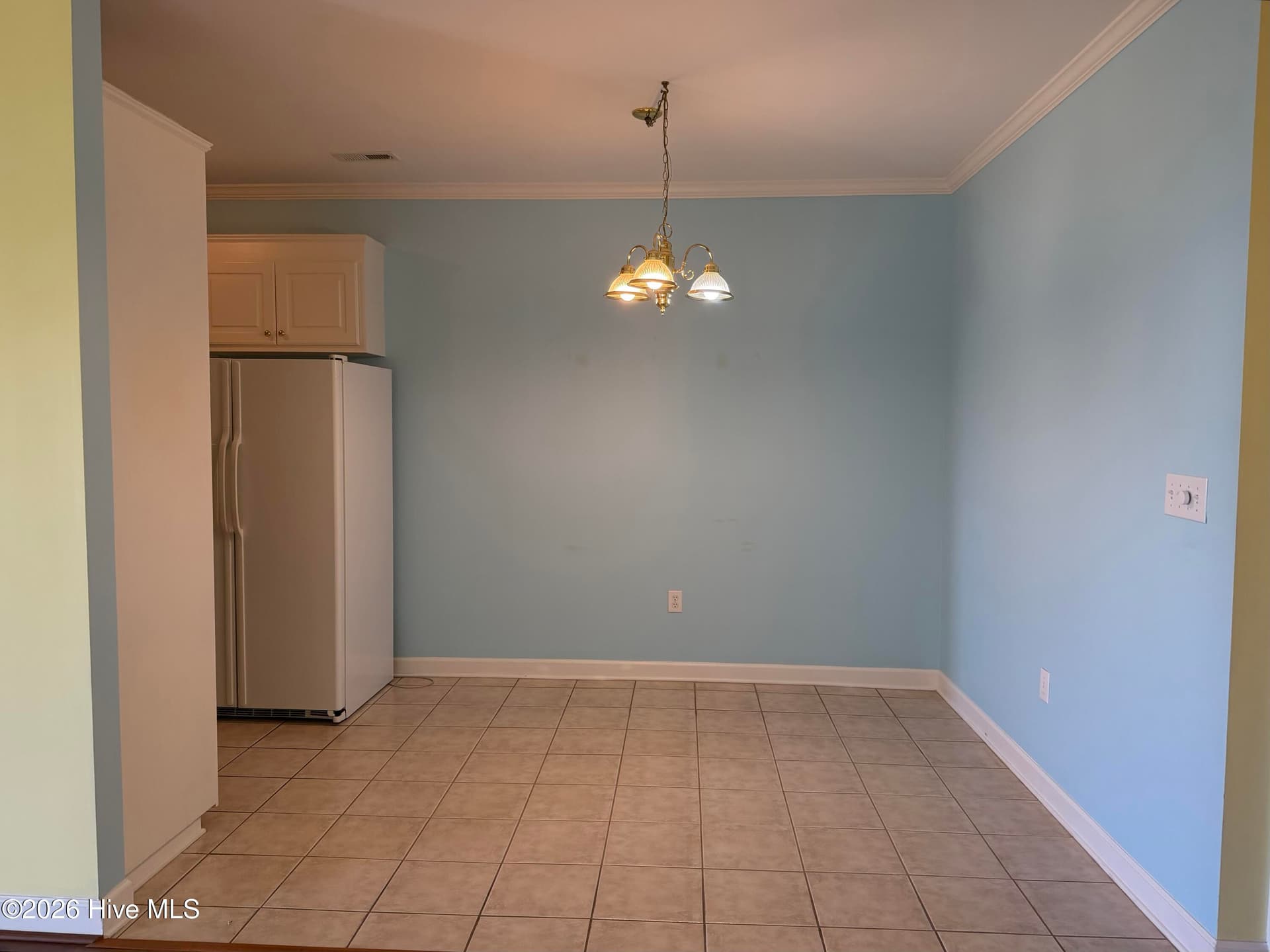 Dining area - 2059 Briarwood Drive, Kinston, NC 28501