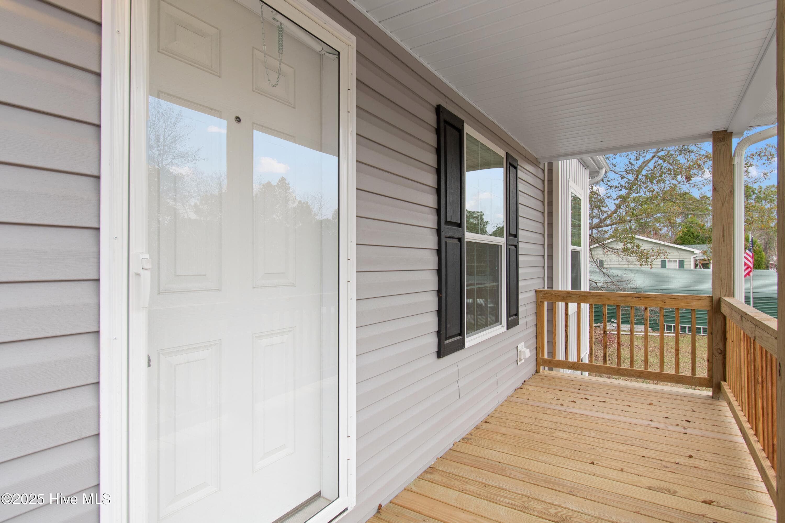 Single Family Residence at 530 Sioux Road, Southport, NC 28461, photo 4 of 31