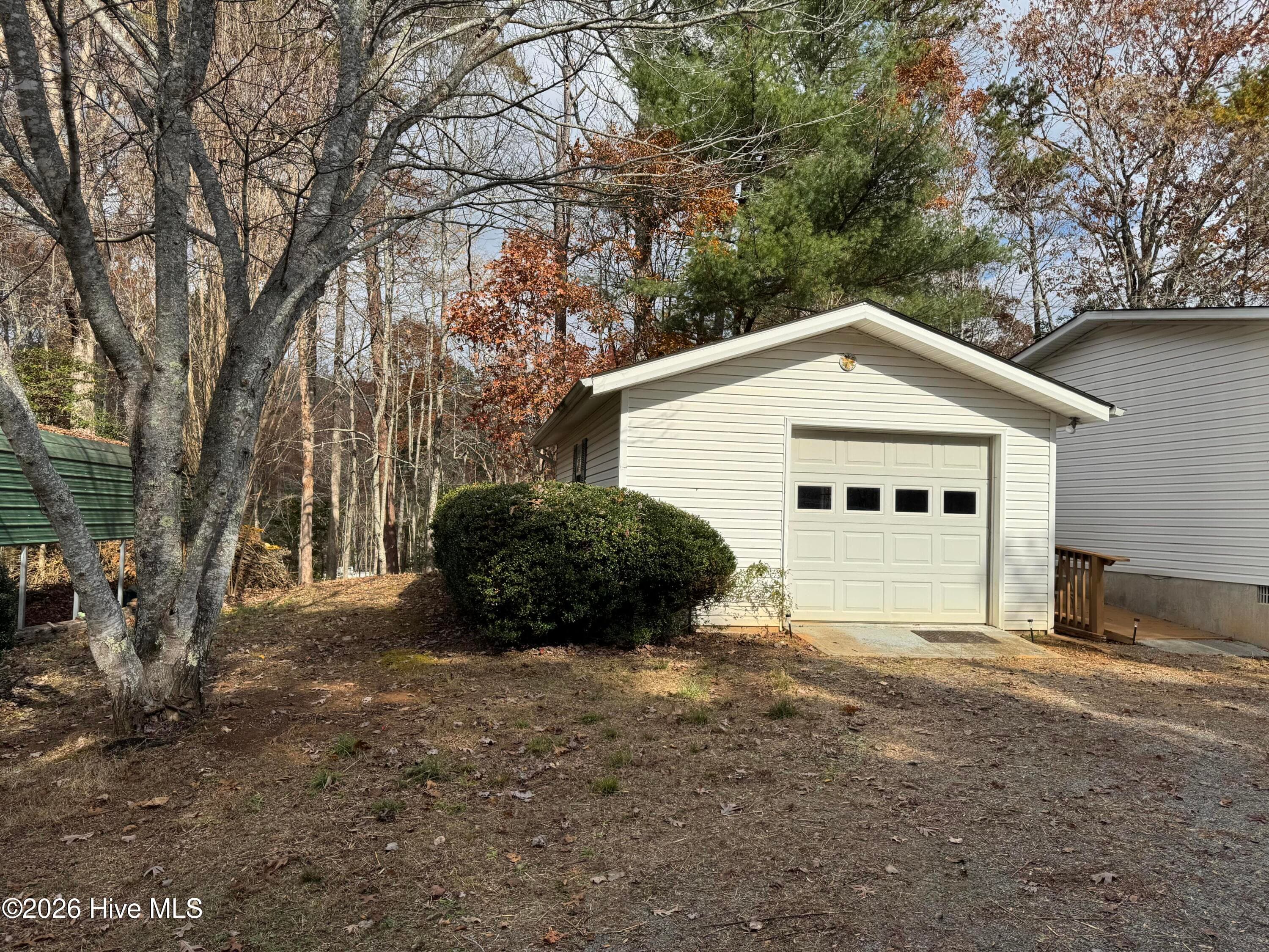 Single Family Residence at 34 Towhee Lane, Murphy, NC 28906, photo 15 of 18