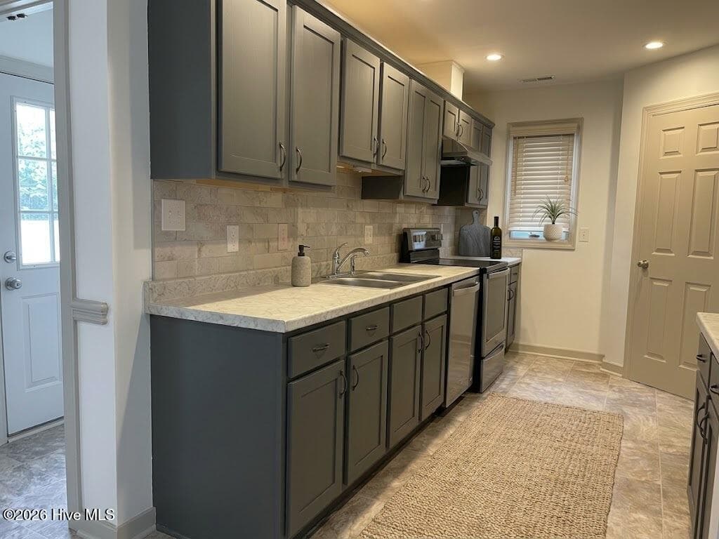 Virtually Staged - 905 Grenada Court, New Bern, NC 28560
