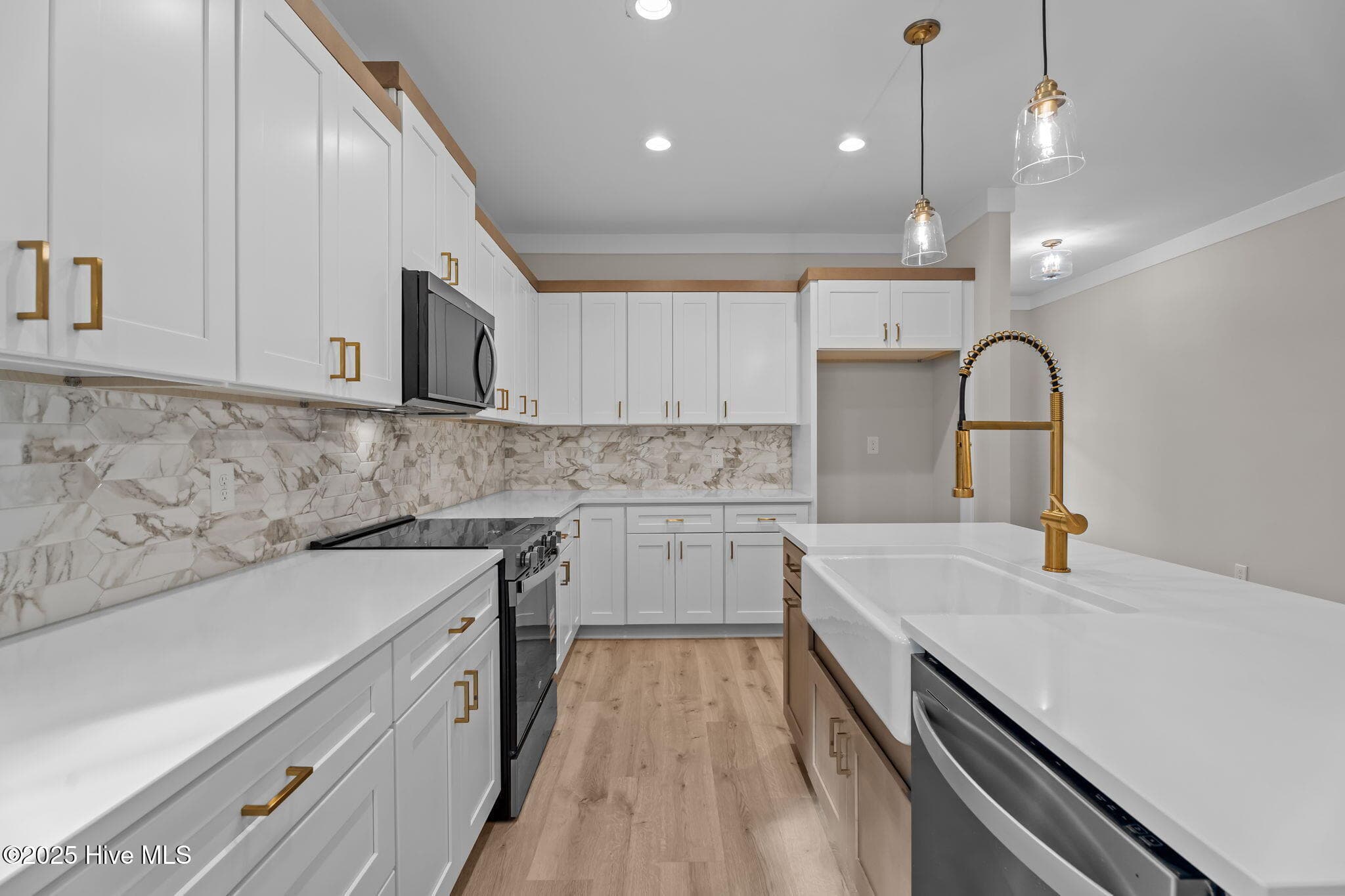 Single Family Residence at 20 Stream View Way, Spring Hope, NC 27882, photo 5 of 31