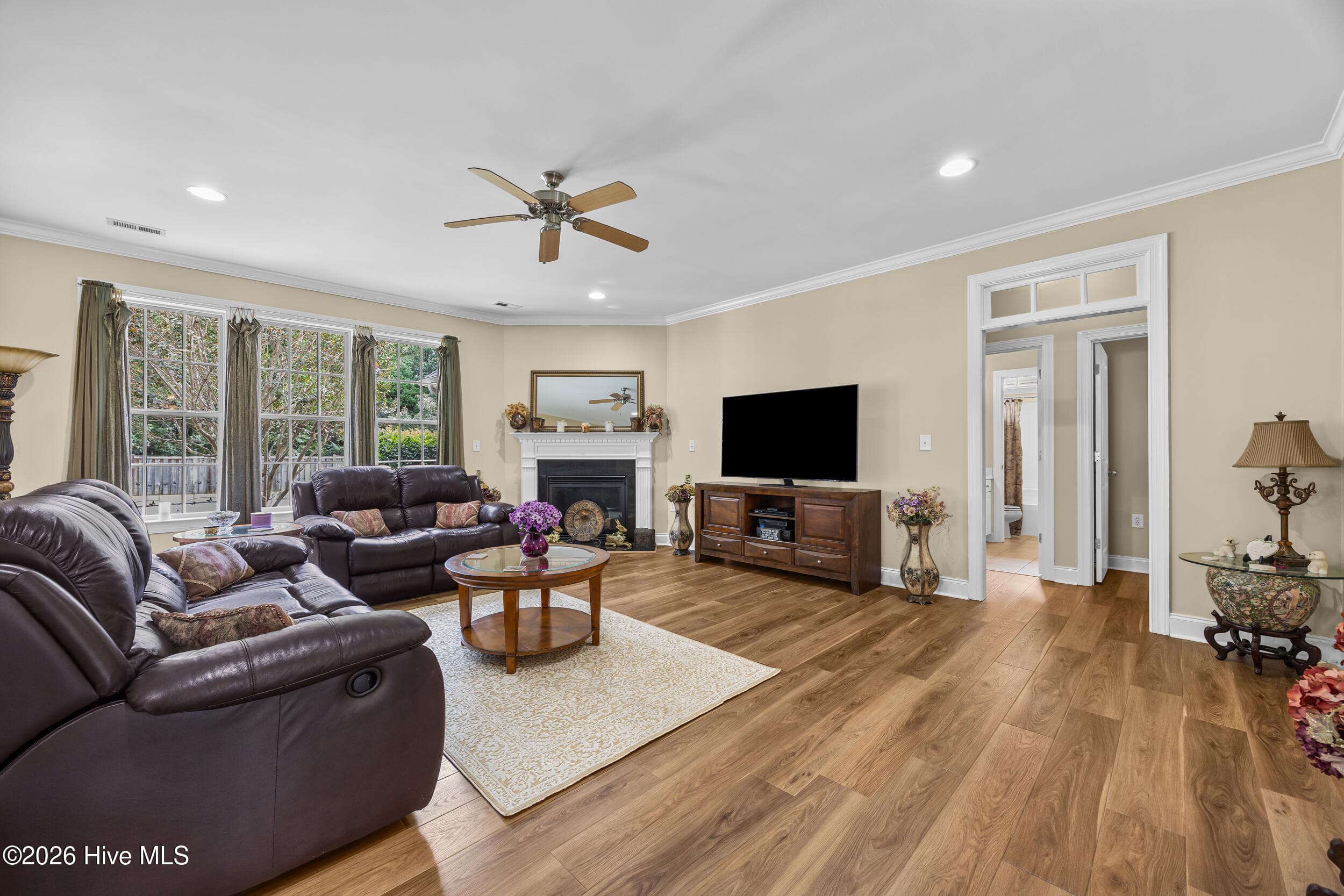 Single Family Residence at 8746 Ramsbury Way, Wilmington, NC 28411, photo 11 of 50