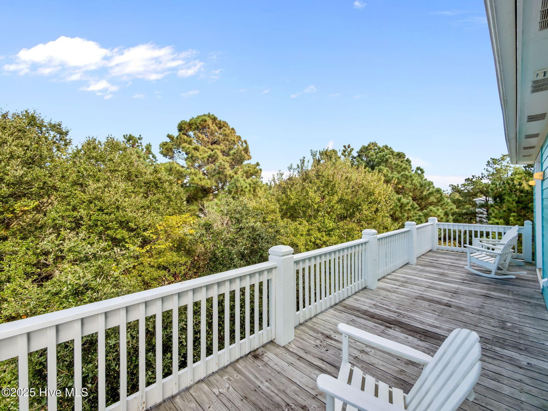 Single Family Residence at 9902 Colonel Hanson Court, Emerald Isle, NC 28594, photo 25 of 56