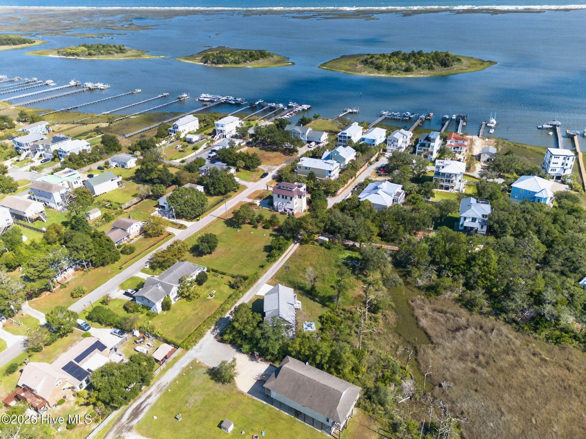 Single Family Residence at 1406 Marsh Cove Lane, Wilmington, NC 28409, photo 45 of 47