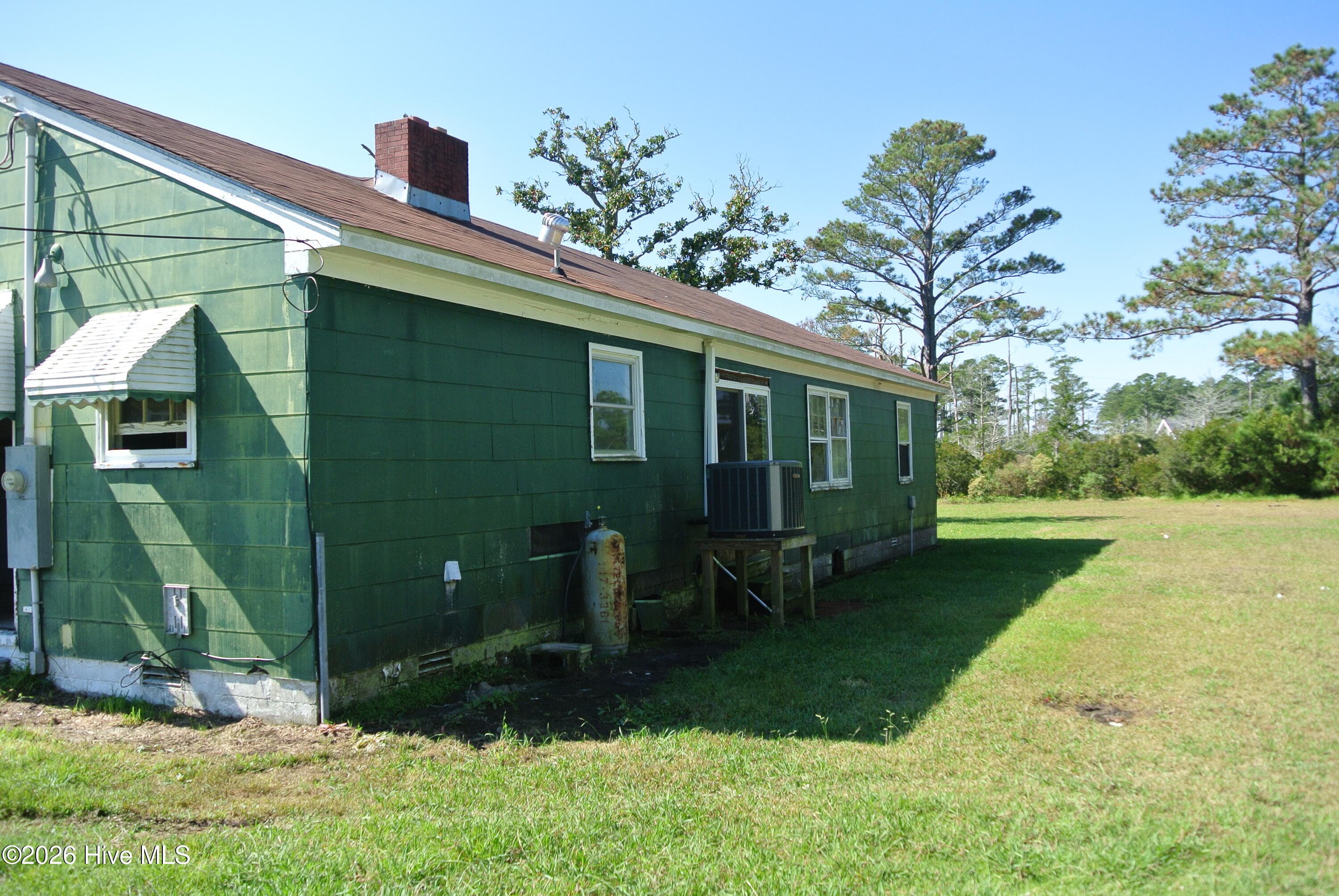 Single Family Residence at 153 Fulford Willis Road, Williston, NC 28579, photo 7 of 38