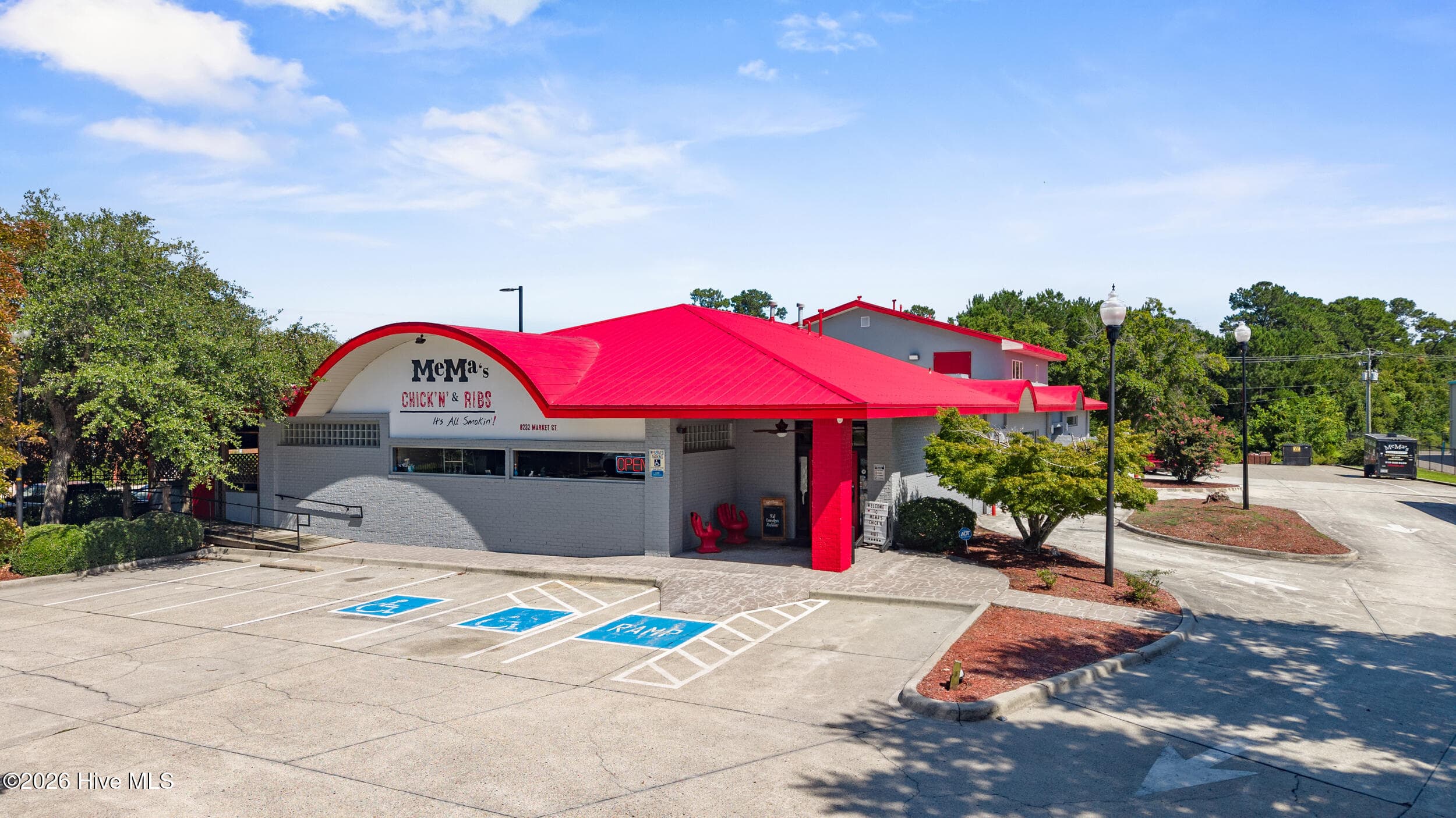 Business at 8232 Market Street, Wilmington, NC 28411, photo 3 of 90
