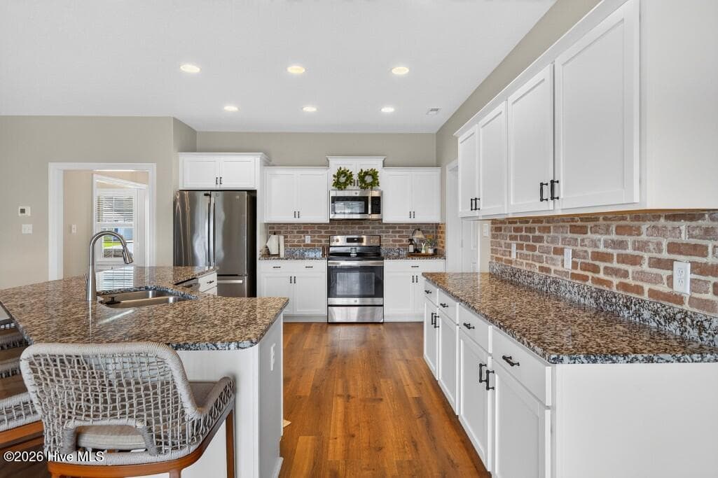 Single Family Residence at 377 Water Wagon Trail, Jacksonville, NC 28546, photo 9 of 40