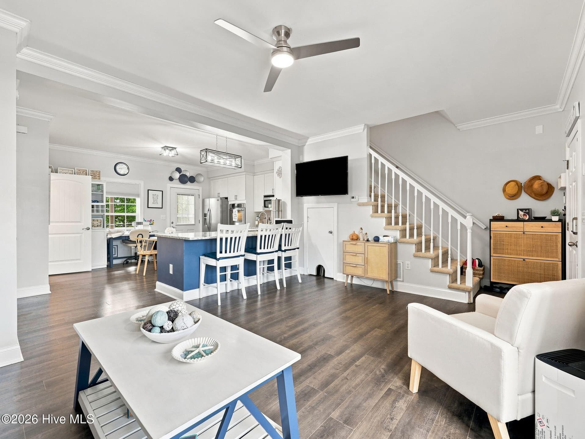 Townhouse at 42 Ketch Drive, Swansboro, NC 28584, photo 6 of 44