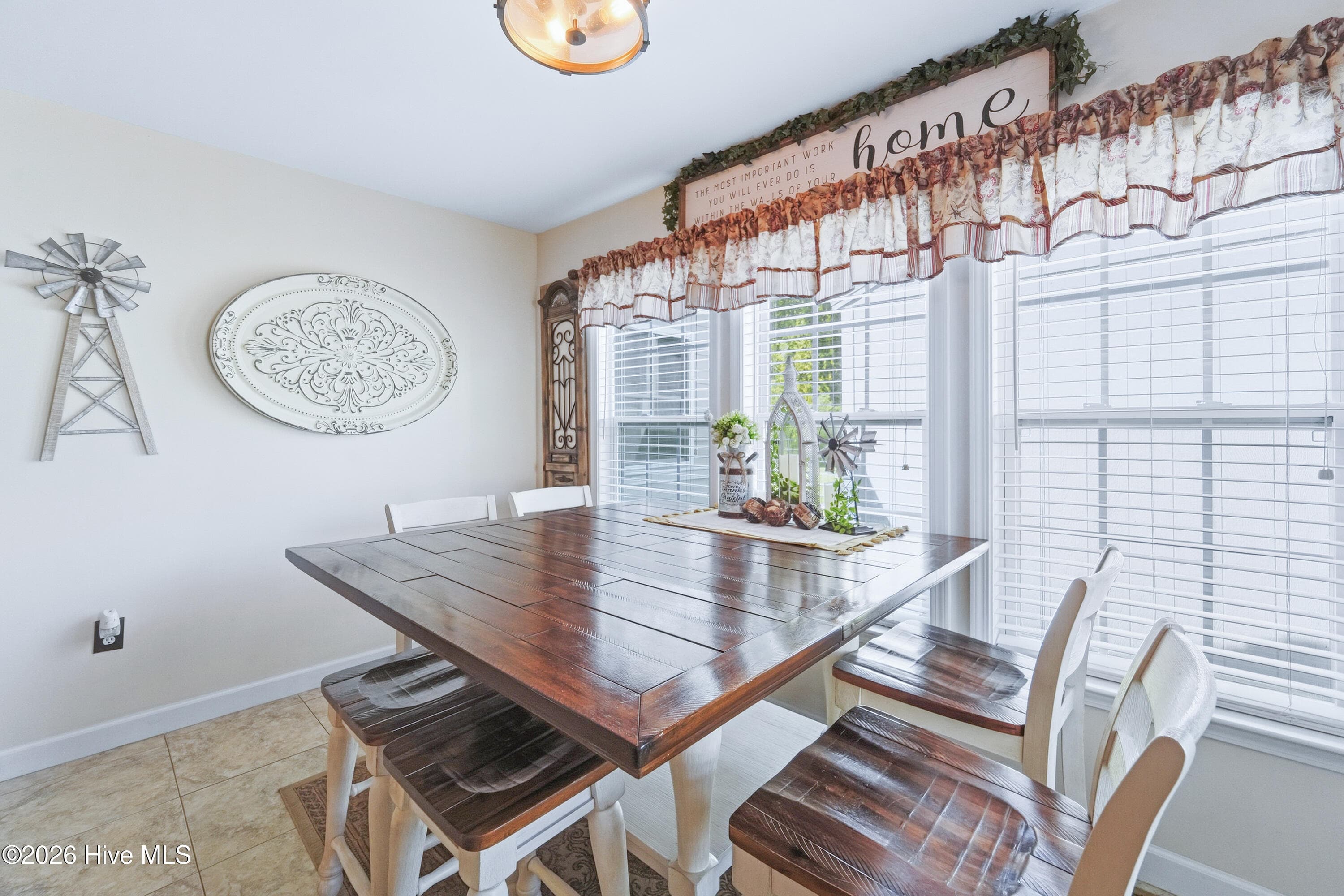 Single Family Residence at 109 Spring Leaf Lane, Jacksonville, NC 28540, photo 19 of 78