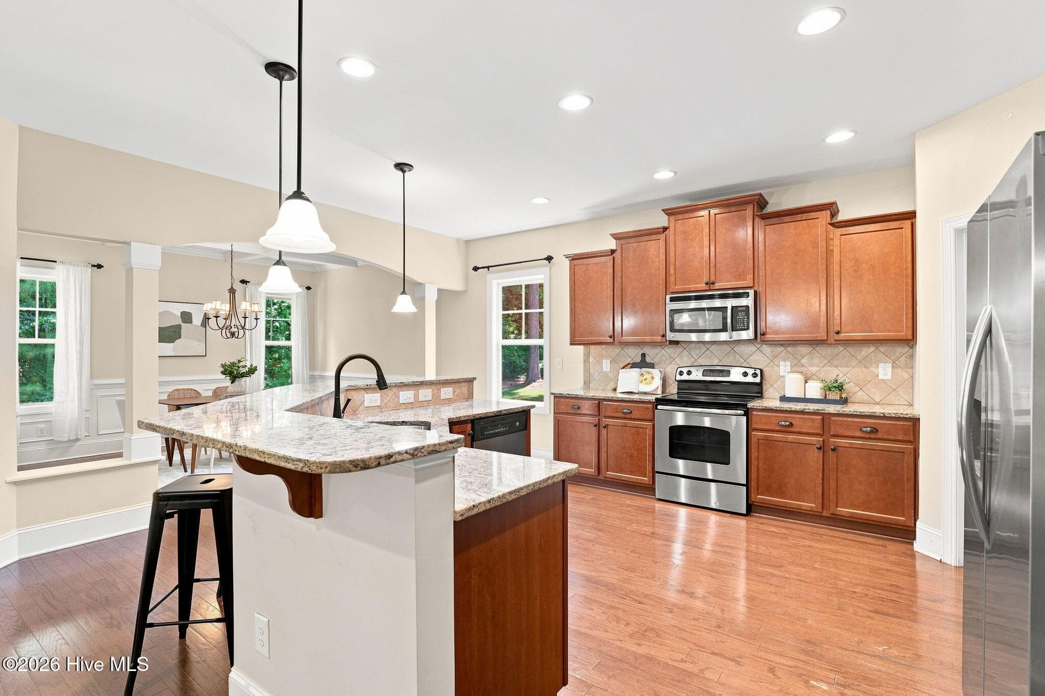 Single Family Residence at 195 Glenmoor Drive, Southern Pines, NC 28387, photo 5 of 67
