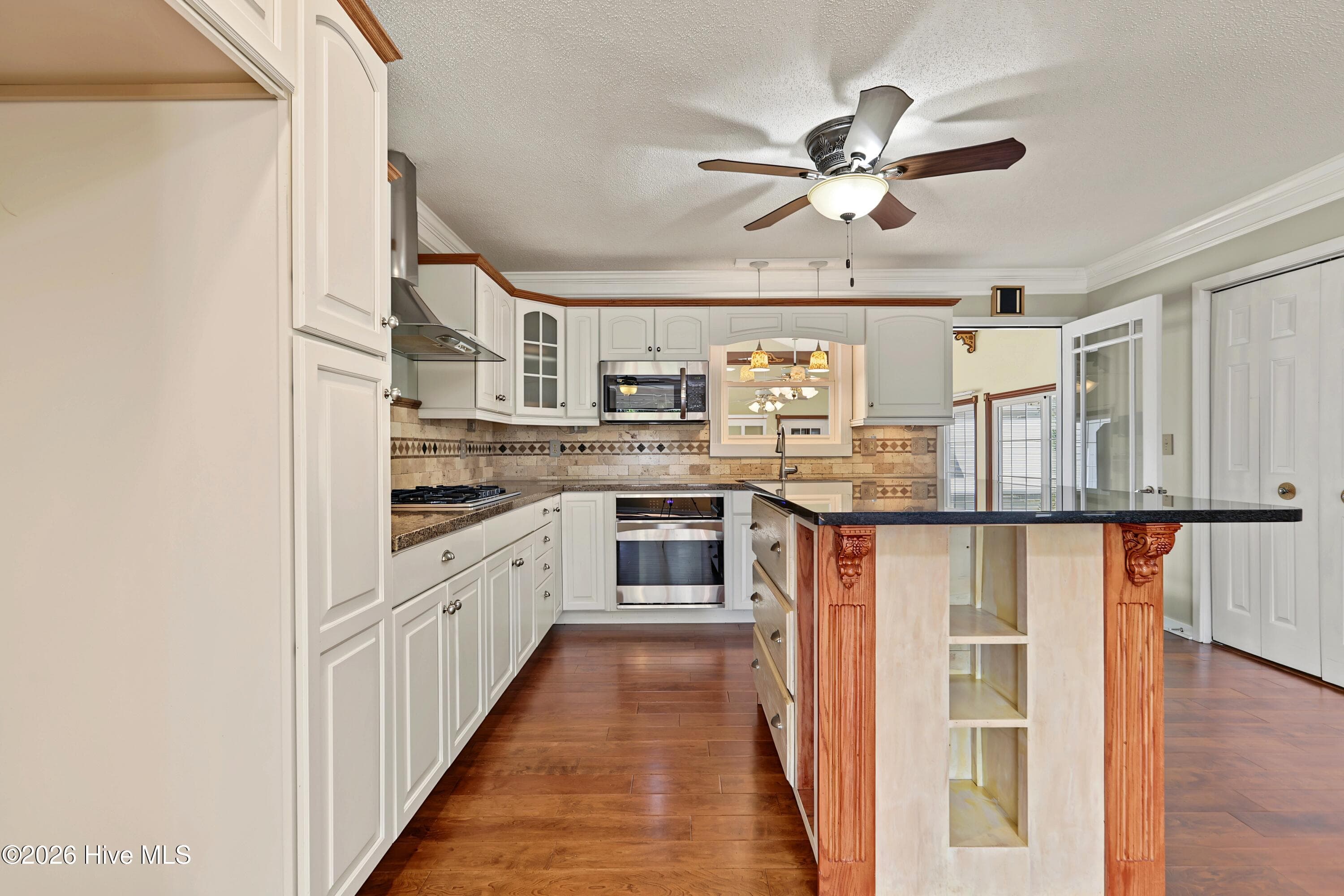 Single Family Residence at 1299 N Shore Drive, Boiling Spring Lakes, NC 28461, photo 14 of 63