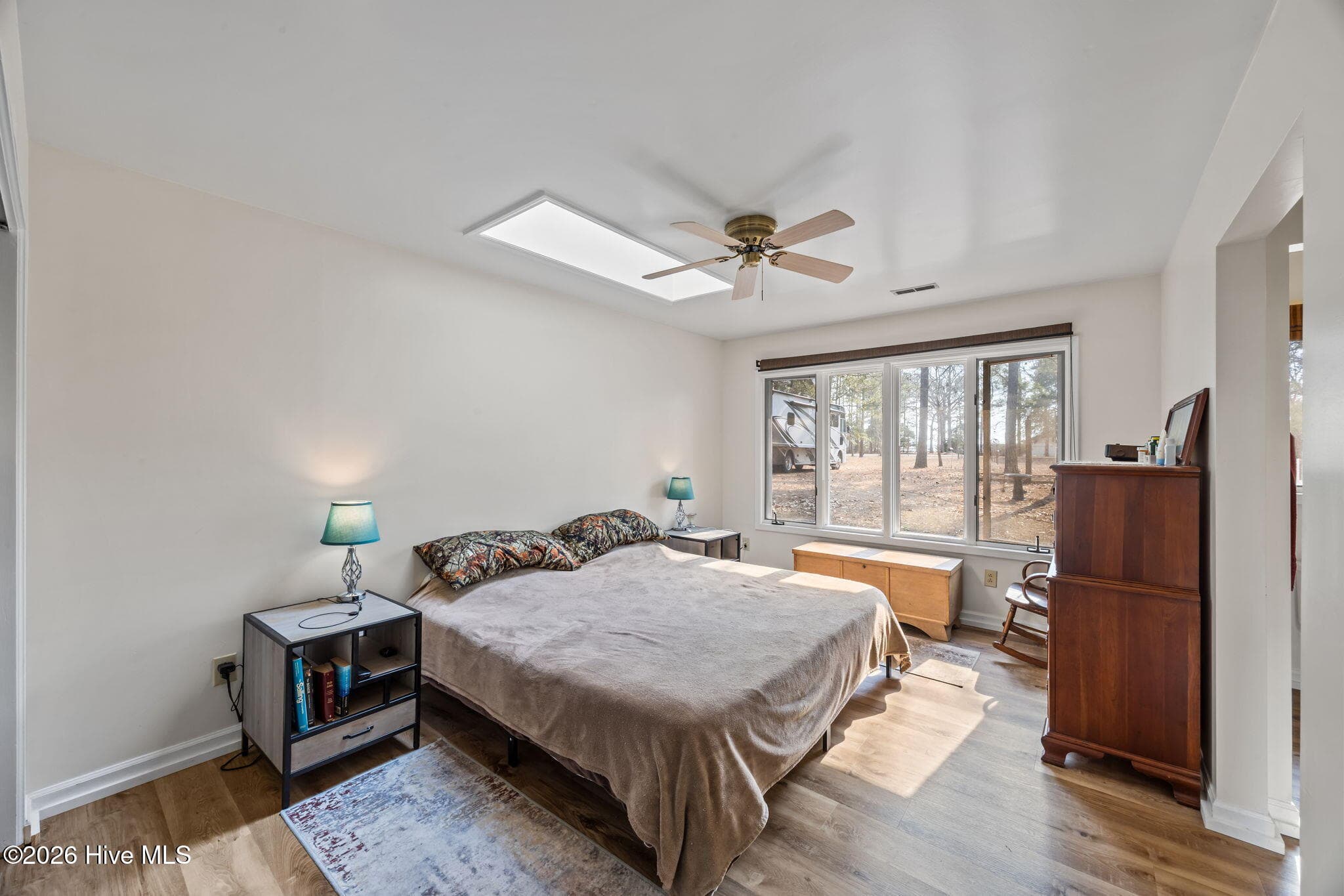 Cozy Master Bedroom - 135 Wilson Circle, Minnesott Beach, NC 28510