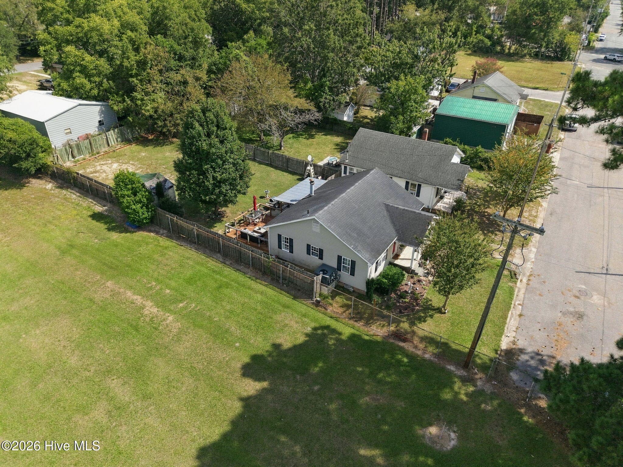 Single Family Residence at 400 E 8th Street, Washington, NC 27889, photo 40 of 41