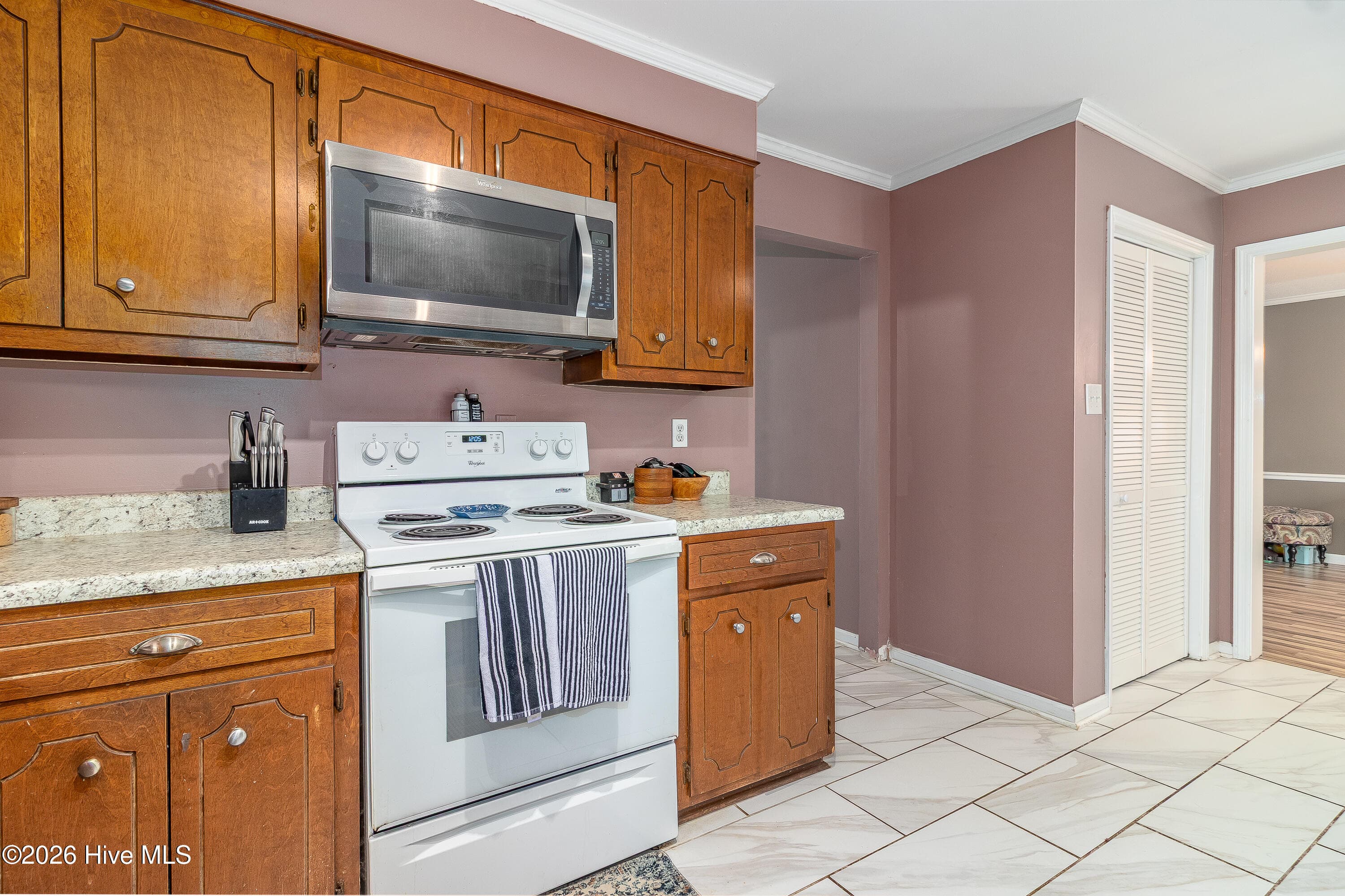 Single Family Residence at 156 Crawford Drive, Martinez, GA 30907, photo 13 of 38