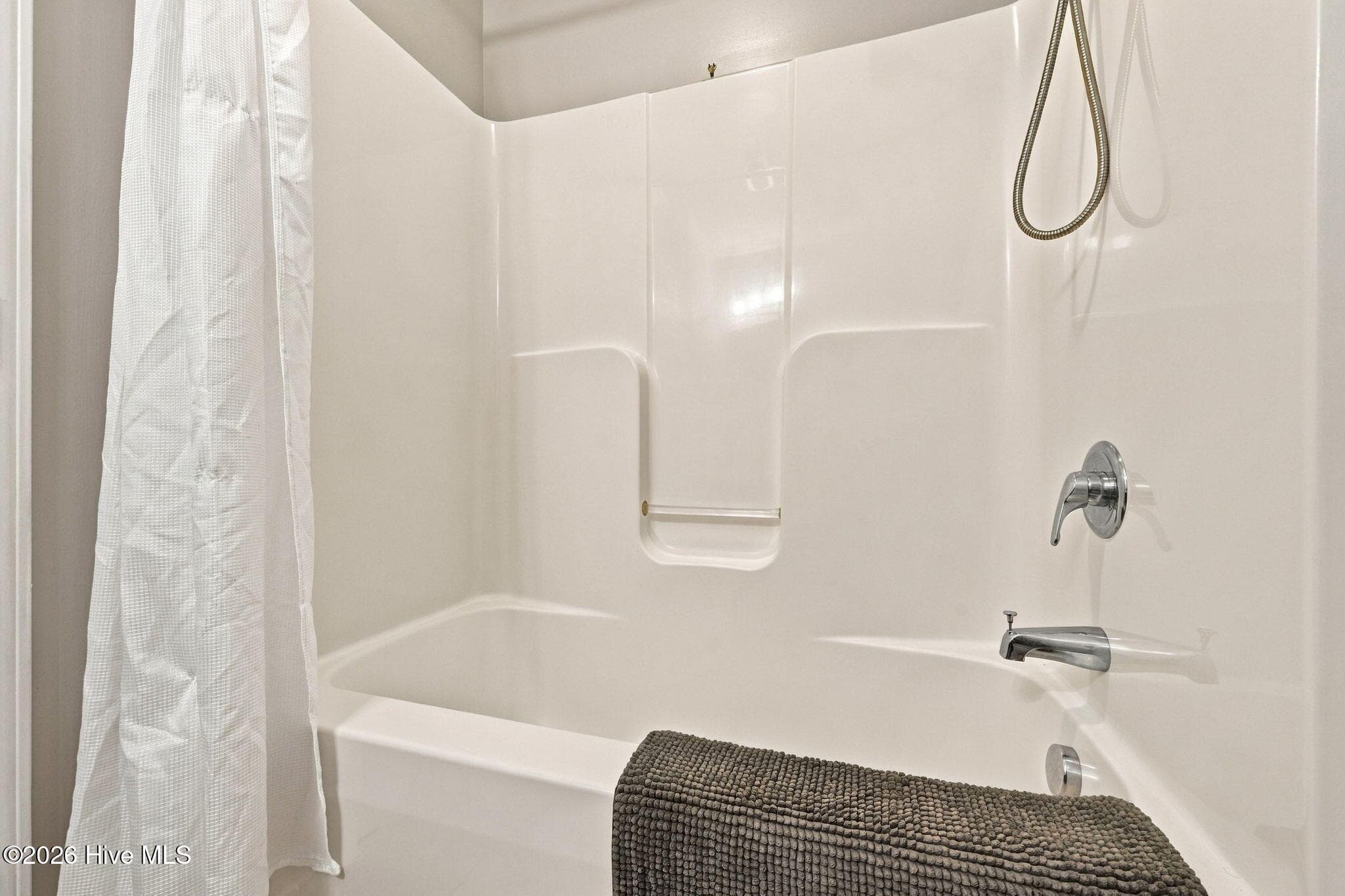 Single Family Residence at 101 Ellington Place, Jacksonville, NC 28540, photo 67 of 100