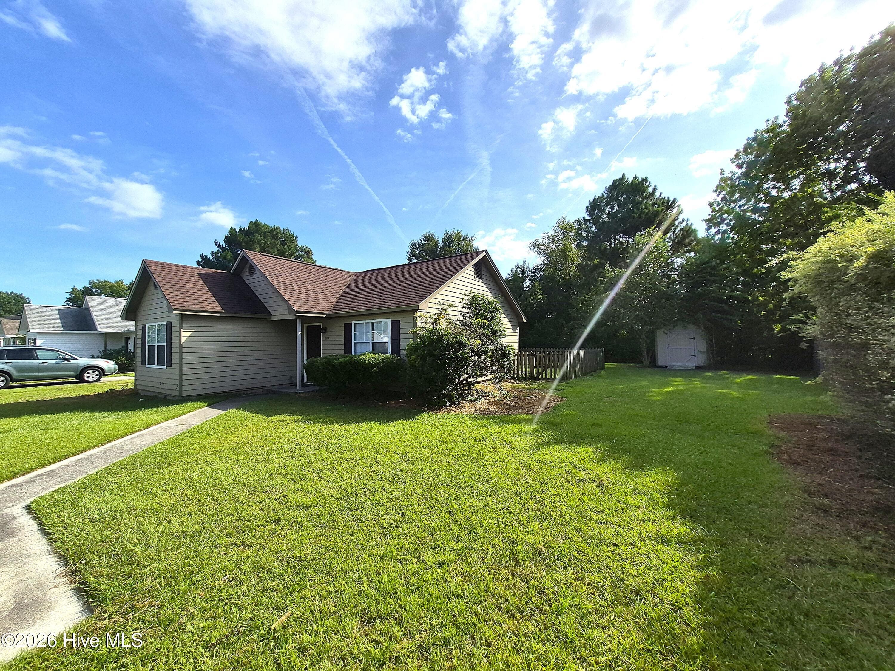 Single Family Residence at 809 Autumn Leaves Court, Wilmington, NC 28411, photo 9 of 26