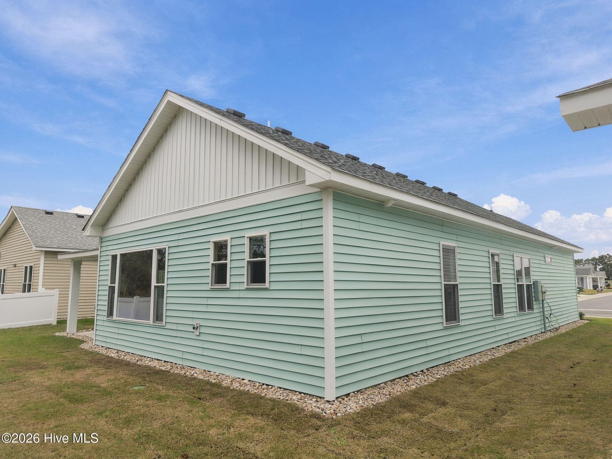 Single Family Residence at 104 Admirals View Drive, Grandy, NC 27939, photo 14 of 91
