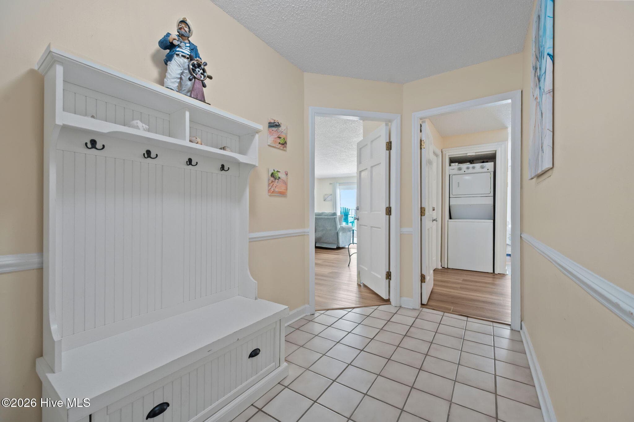 Foyer - 790 New River Inlet Road 320b, North Topsail Beach, NC 28460