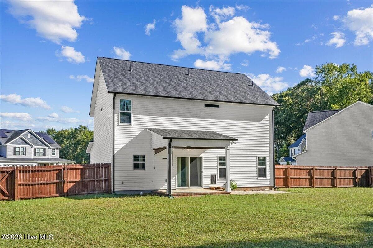 Single Family Residence at 82 Surf Scoter Drive, Selma, NC 27576, photo 12 of 53