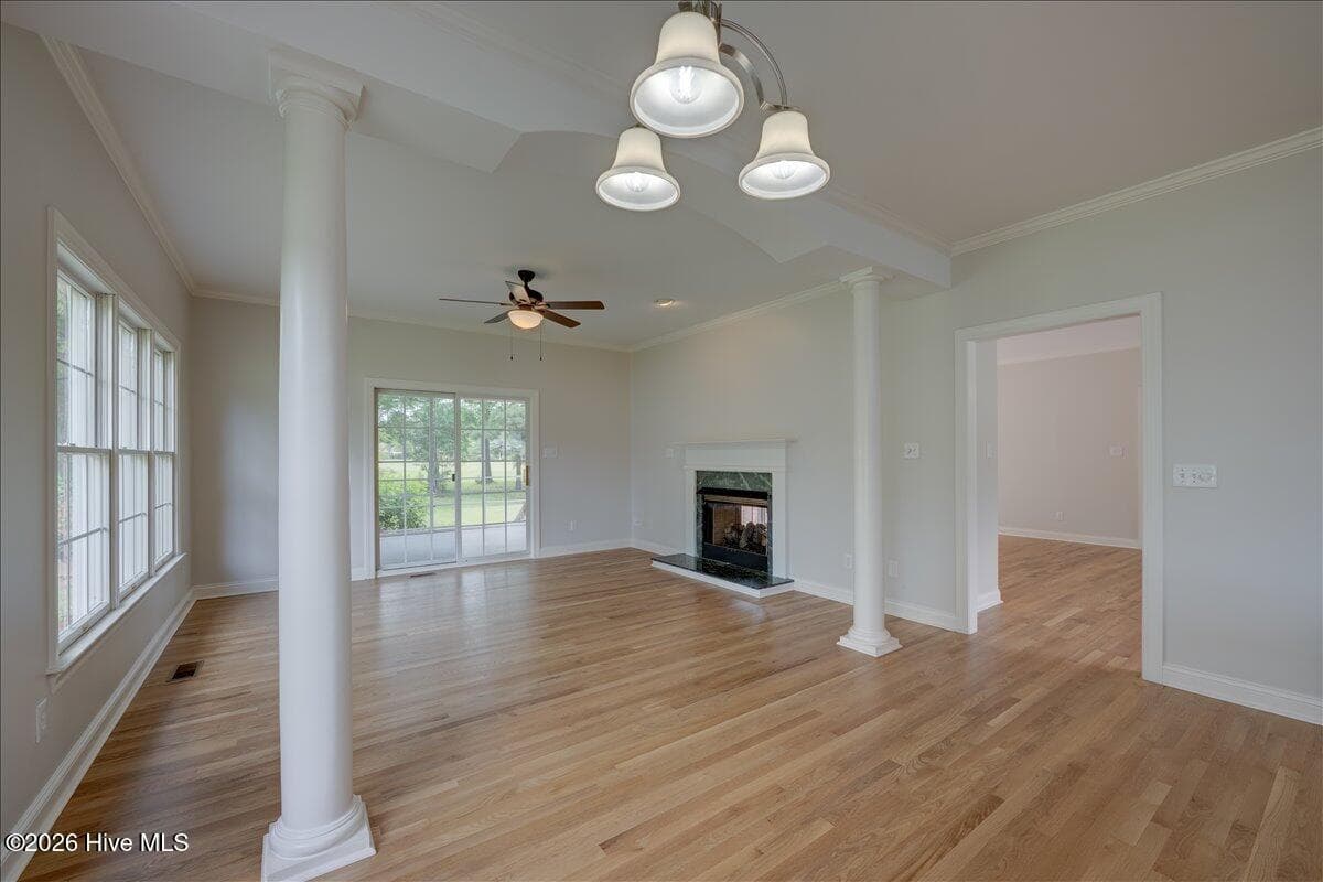 Single Family Residence at 606 Taberna Circle, New Bern, NC 28562, photo 3 of 5