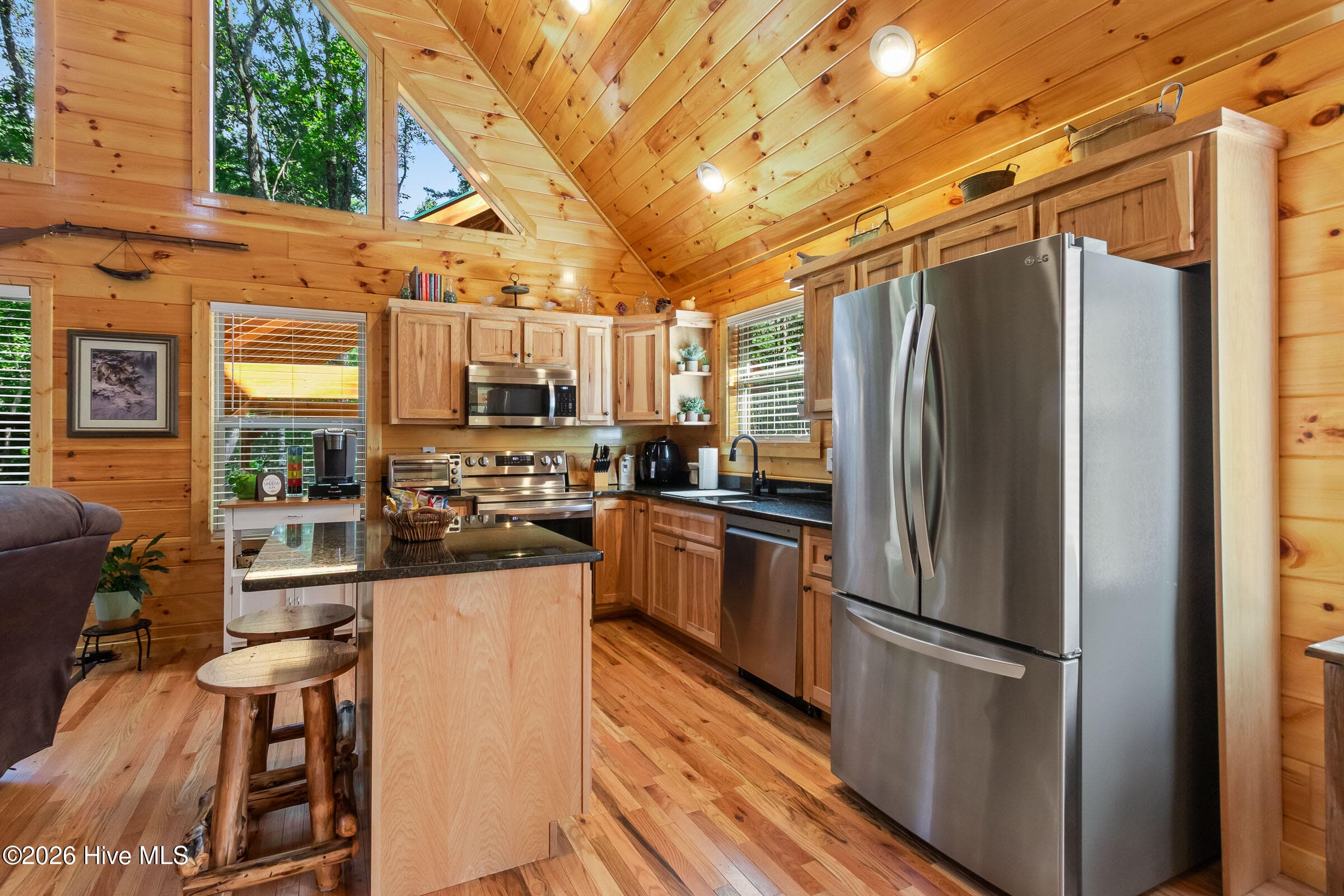 Single Family Residence at 84 Oakcrest Lane, Murphy, NC 28906, photo 7 of 63
