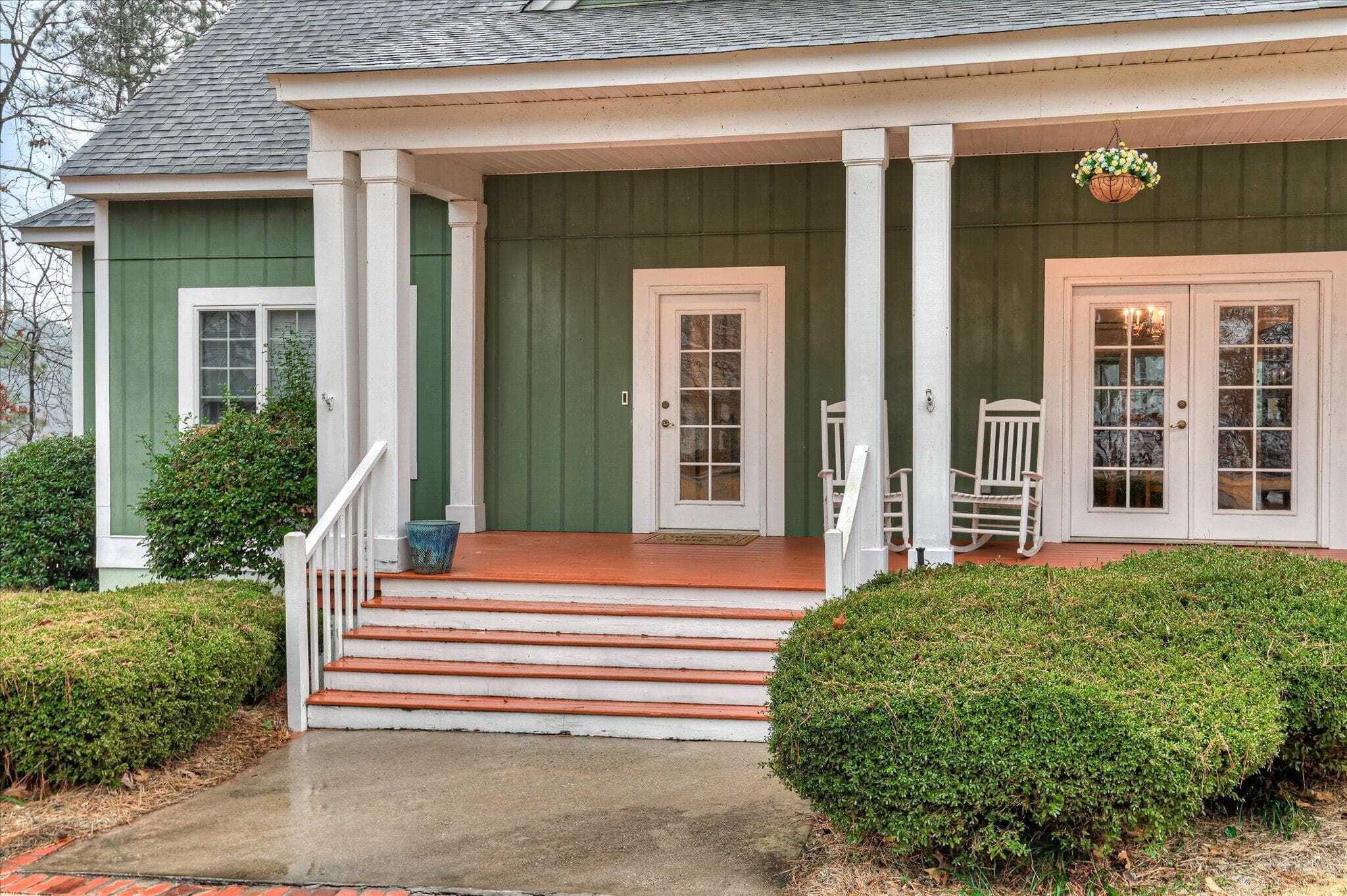 Single Family Residence at 184 Savannah Drive, McCormick, SC 29835, photo 7 of 70