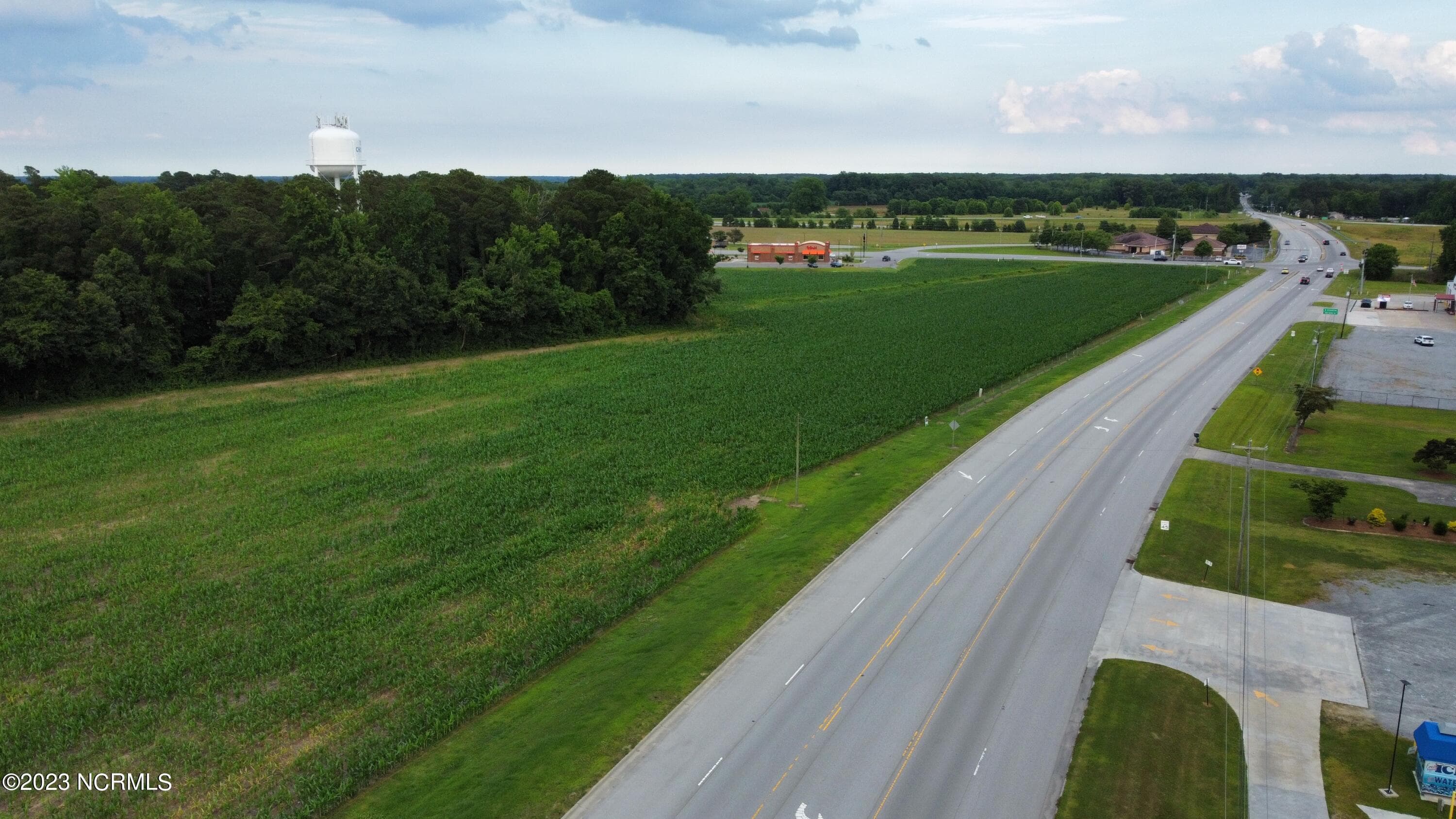 0000 Nc 33 Highway E, Chocowinity, NC 27817