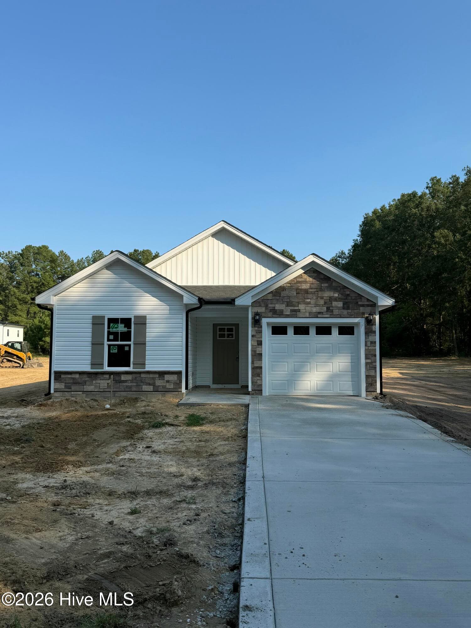 312 E Howard Street, Roseboro, NC 28382