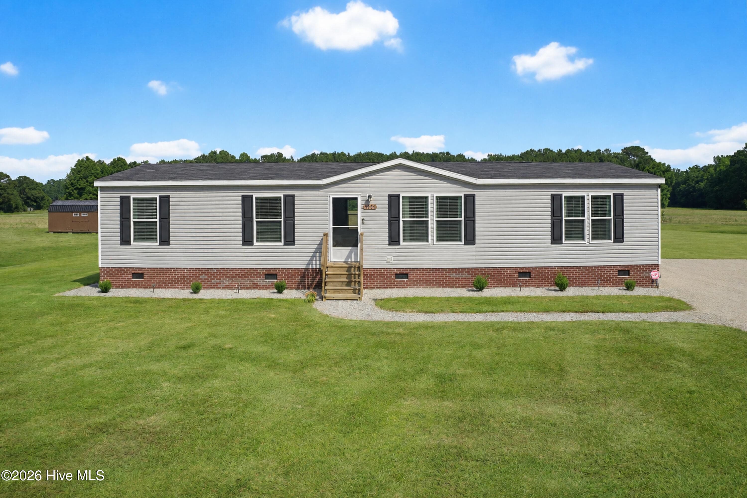 1901 Peacock Road, Whiteville, NC 28472