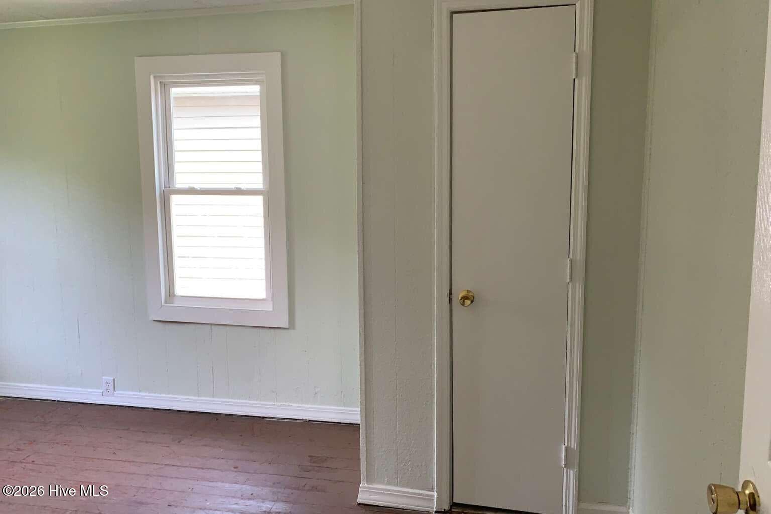 Single Family Residence at 855 Pasteur Street, New Bern, NC 28560, New Bern, photo 6 of 7