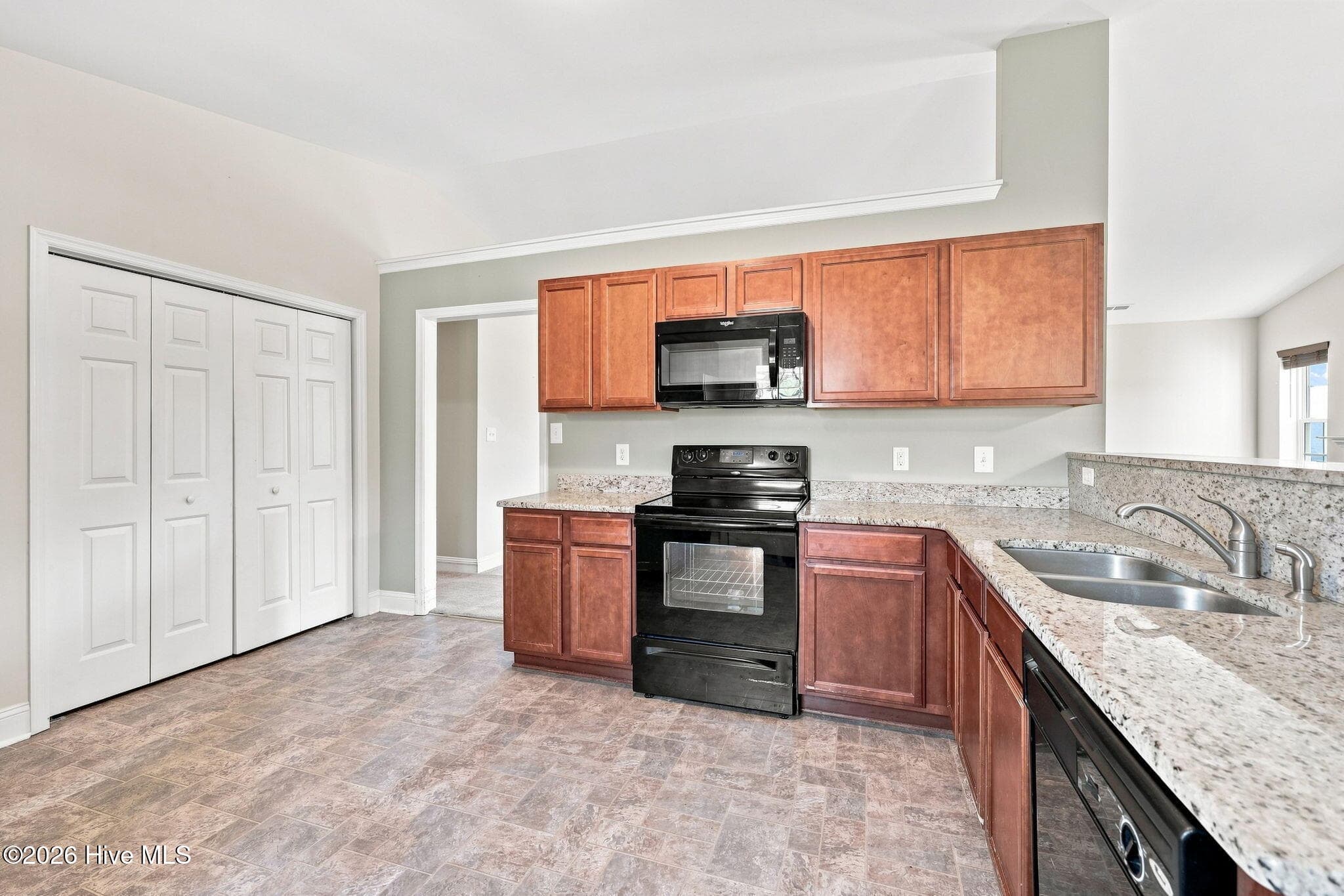 Single Family Residence at 404 S Grazing Court, Sneads Ferry, NC 28460, photo 10 of 31