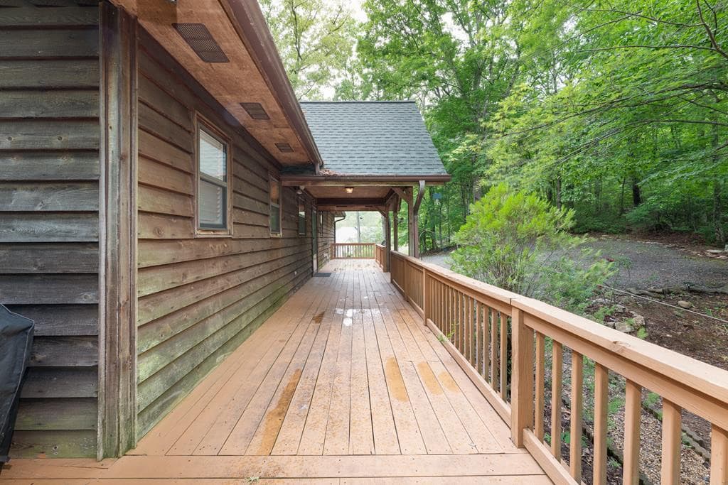 Single Family Residence at 144 Wolf Ridge Lane, Murphy, NC 28906, photo 25 of 31