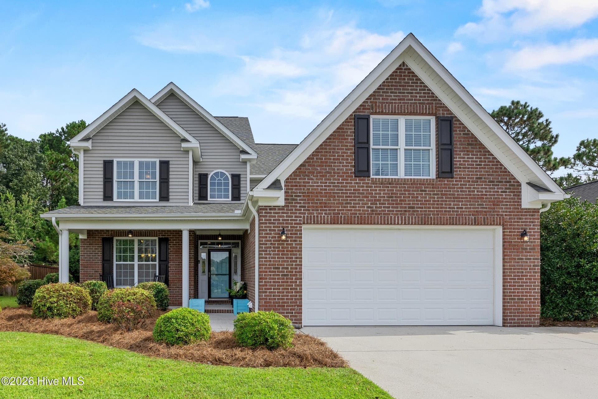 Single Family Residence at 7061 Forest Bend Lane, Wilmington, NC 28411, photo 4 of 67
