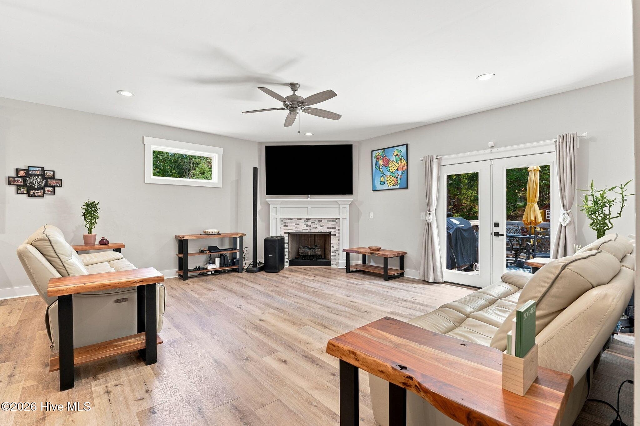 Single Family Residence at 8 Asheville Way, Pinehurst, NC 28374, photo 18 of 48