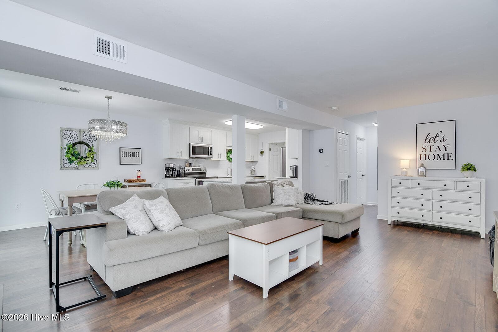 living room - 850 Wimbledon Drive, Augusta, GA 30909