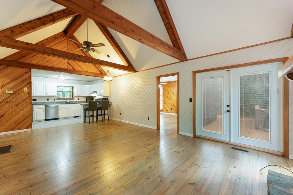 Single Family Residence at 144 Wolf Ridge Lane, Murphy, NC 28906, photo 5 of 31