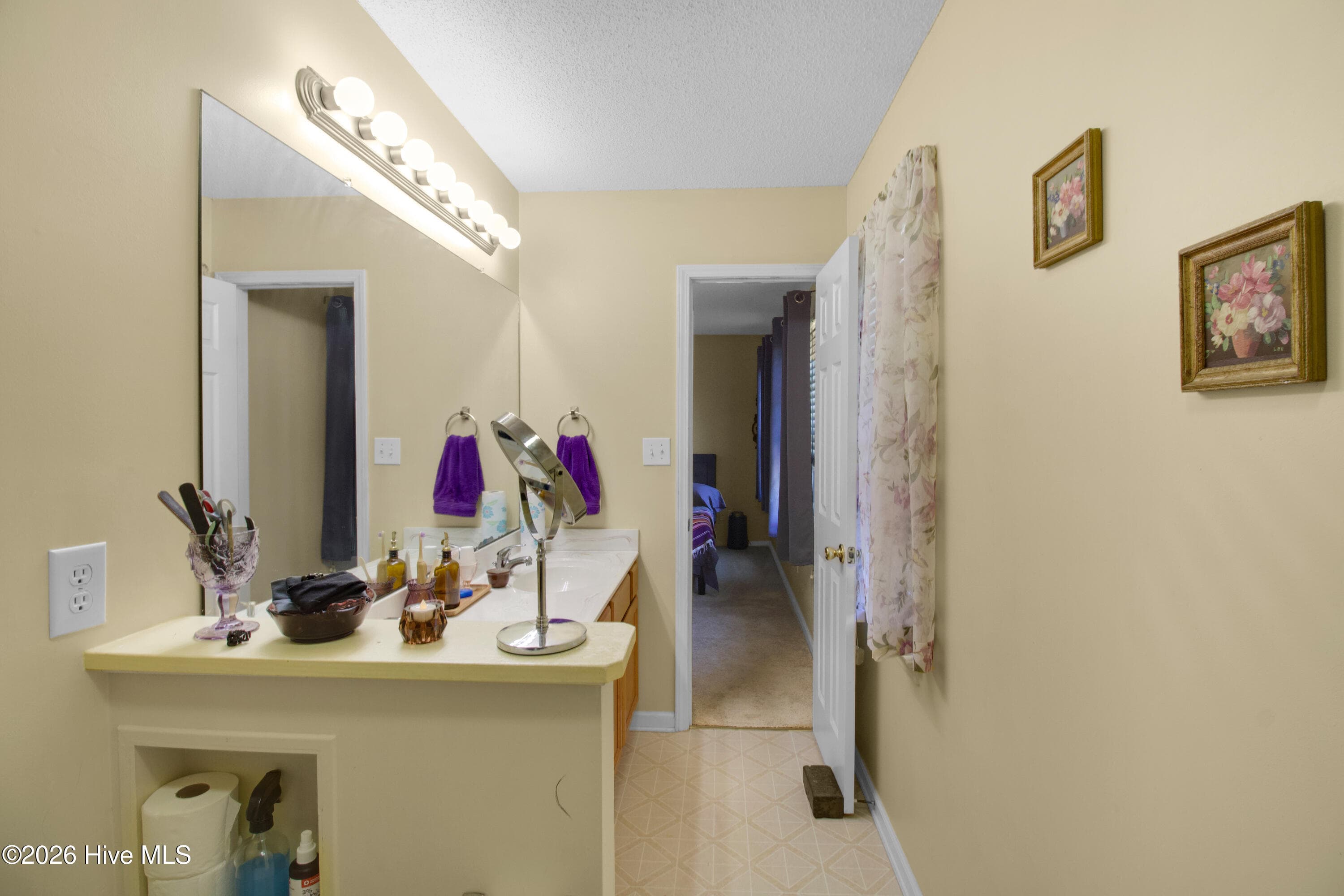 Single Family Residence at 206 Reef Lane, Richlands, NC 28574, photo 28 of 33