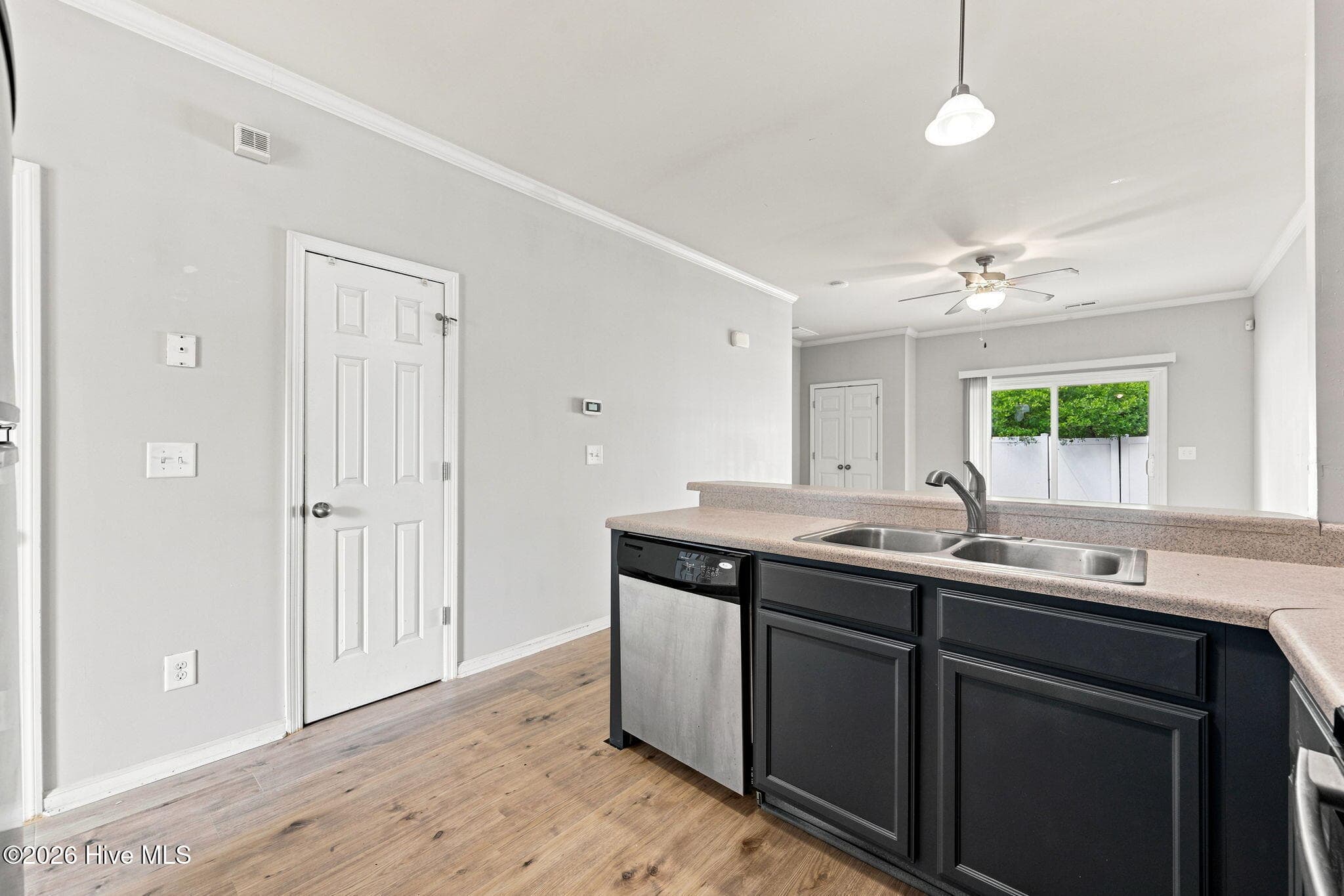 Townhouse at 404 Glenhaven Lane, Jacksonville, NC 28546, photo 3 of 3