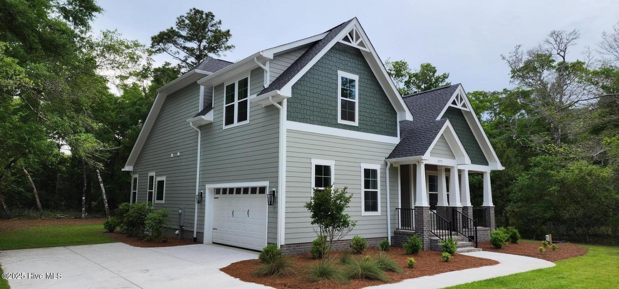 Single Family Residence at 3375 Sandridge Lane SW, Supply, NC 28462, photo 5 of 73
