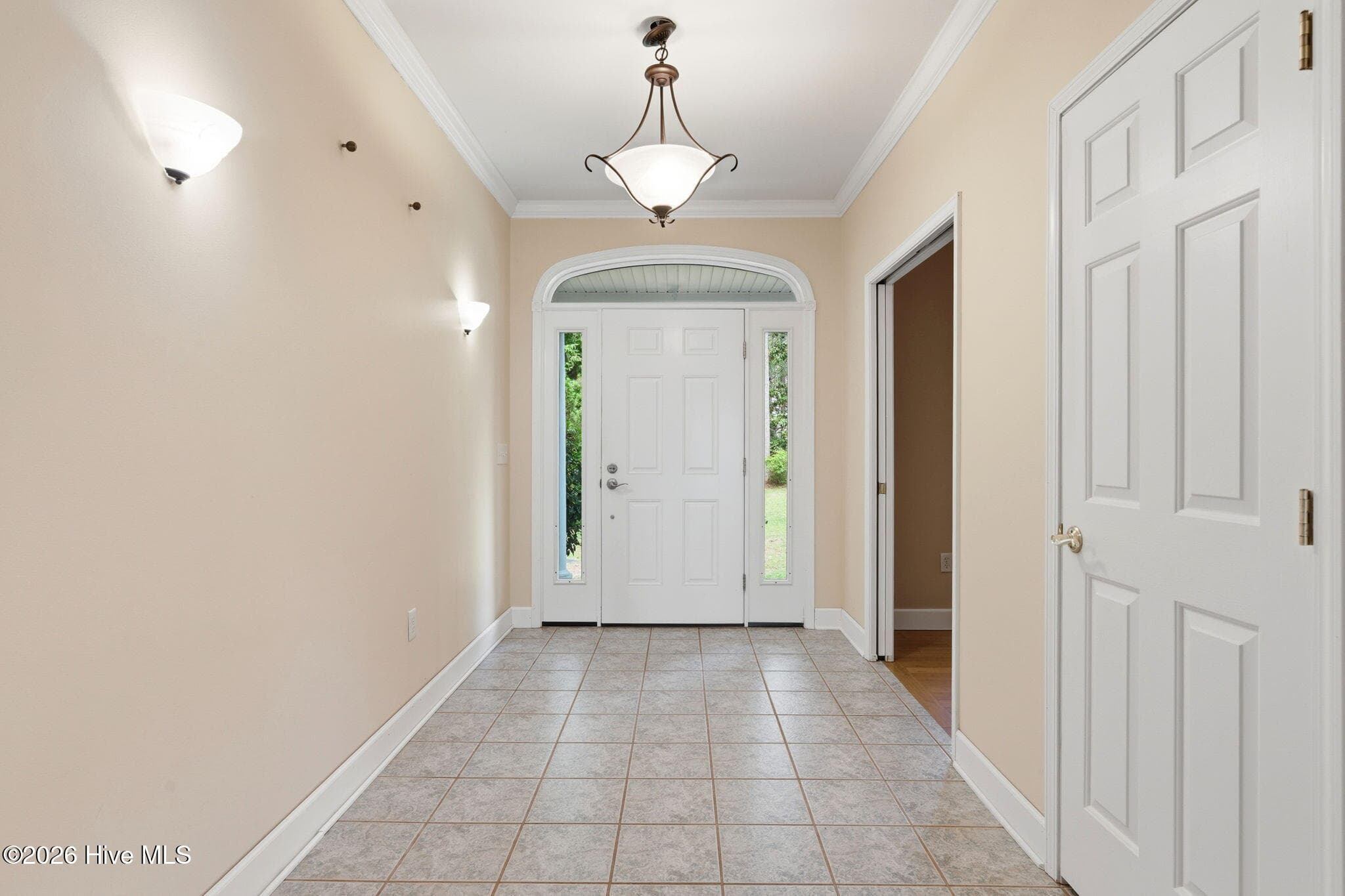 Single Family Residence at 308 Vicksburg Court, Havelock, NC 28532, photo 2 of 10