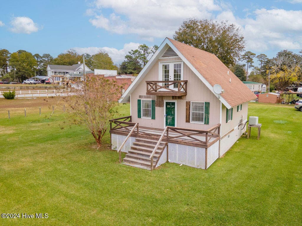 Single Family Residence at 110 Wetherington Landing Road, Stella, NC 28582, Stella, photo 9 of 41